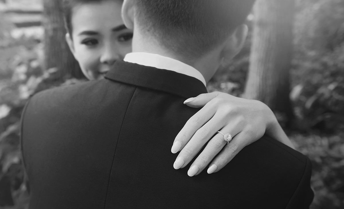 thorngrove manor engagement shoot - rya & evan 8 Engagement ring