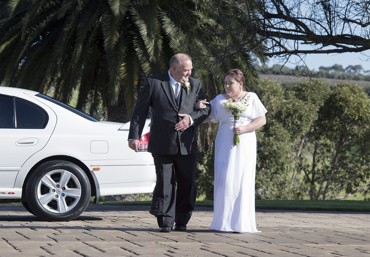 rendezvous experience wedding - eleanor & justin 21 Bride and Father