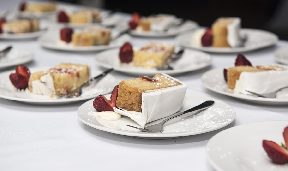 rendezvous experience wedding - eleanor & justin 44 Wedding cake