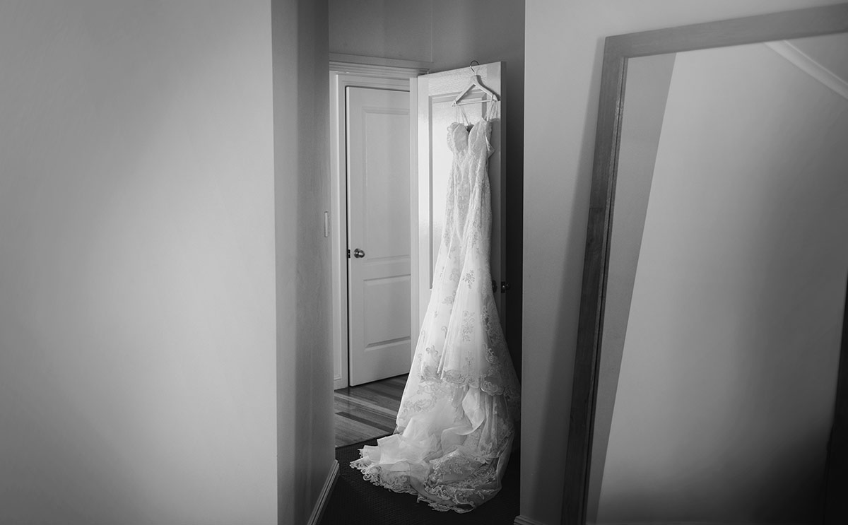 pepper tree cafe wedding - amanda & daniel 95 Wedding Dress