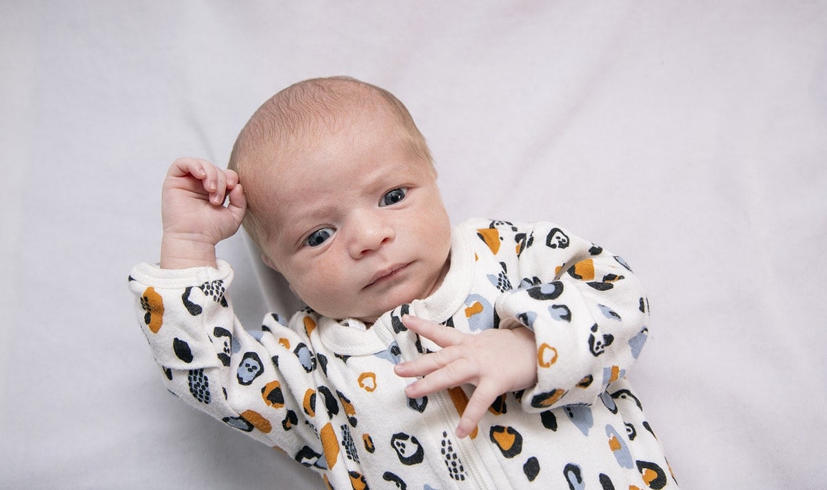 baby hasan - newborn shoot 19 Grumpy