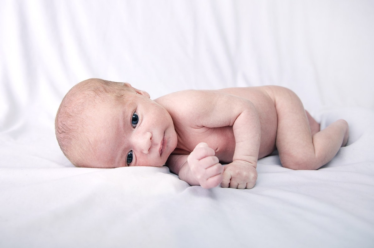 baby hasan - newborn shoot 20 Smiles