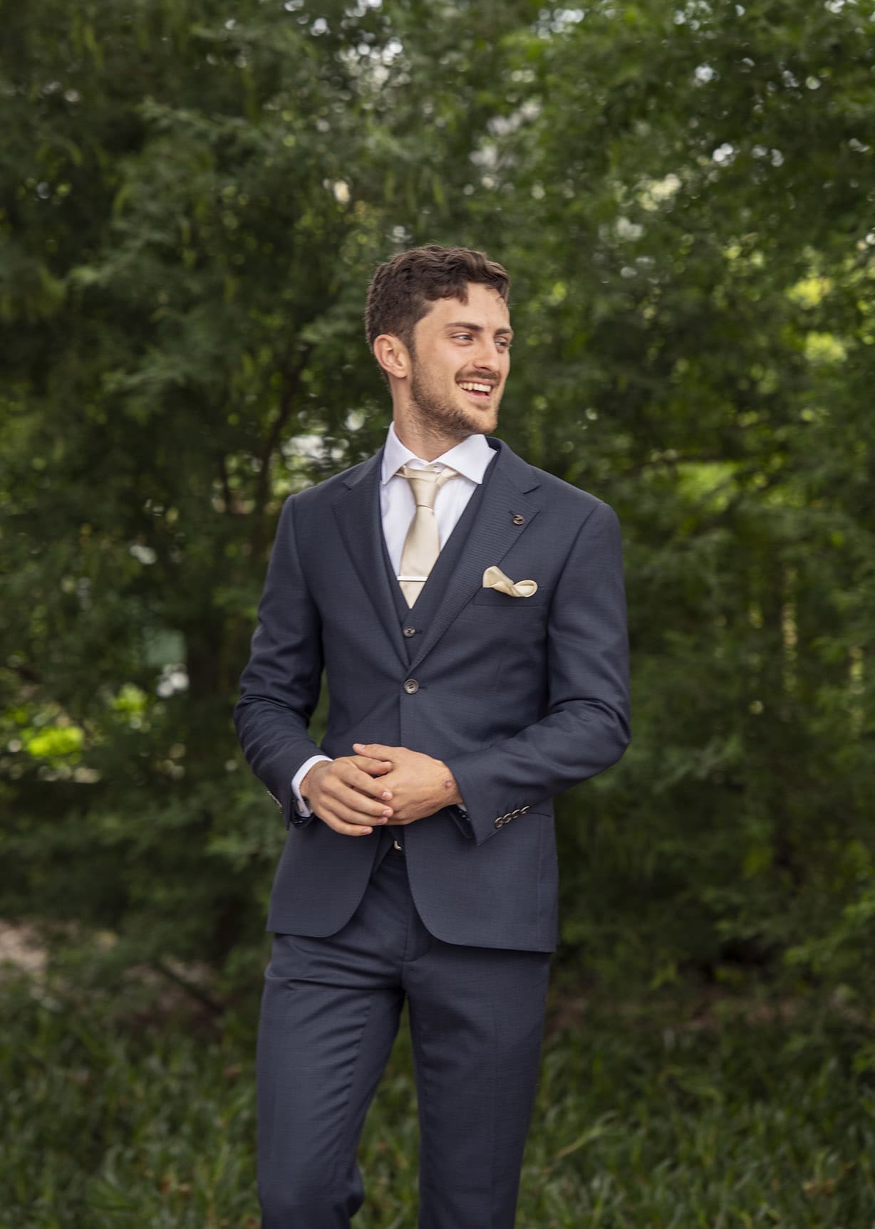 seppeltsfield winery wedding - tahlia & alex 12 Groom looking great