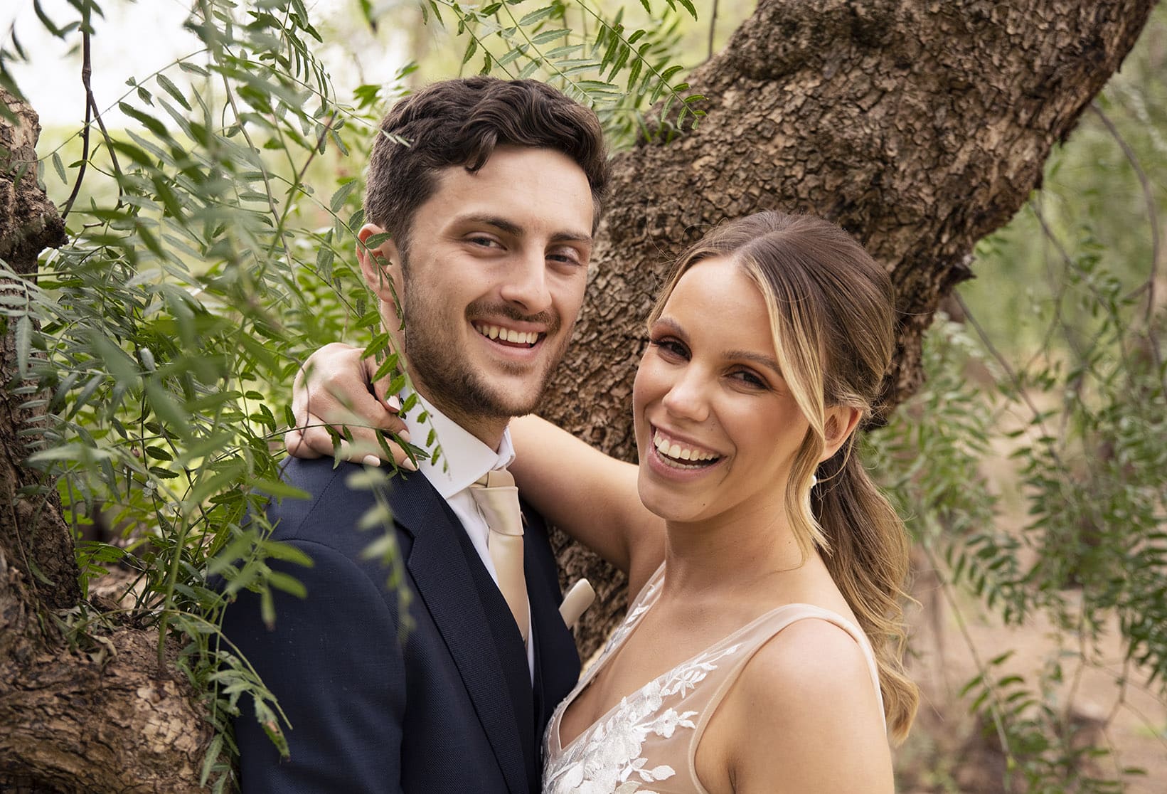 seppeltsfield winery wedding - tahlia & alex 68 In amongst the pepper trees smiling