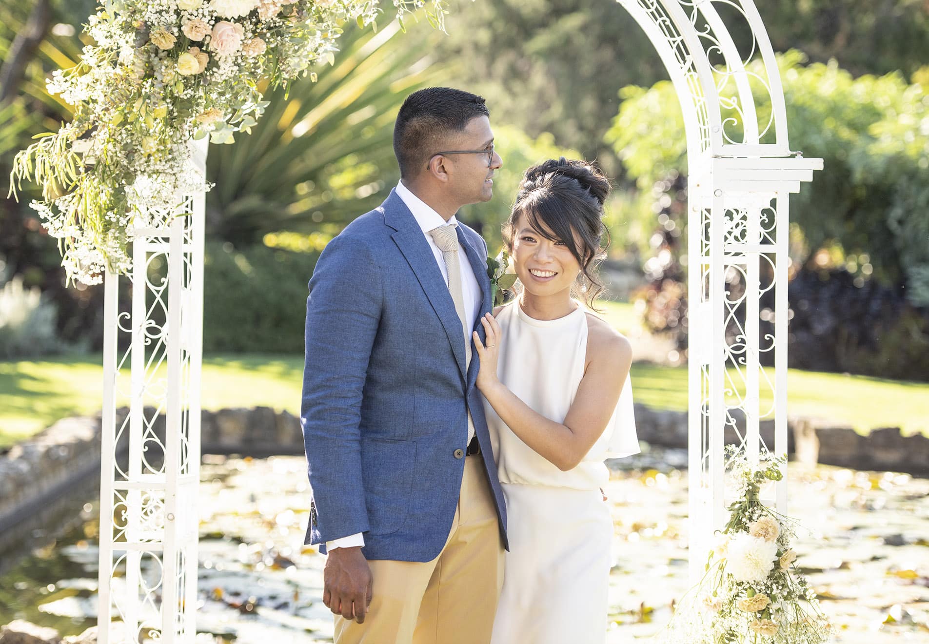 6 tips on preparing for your wedding photographs 13 Smiles all round with the bride and groom