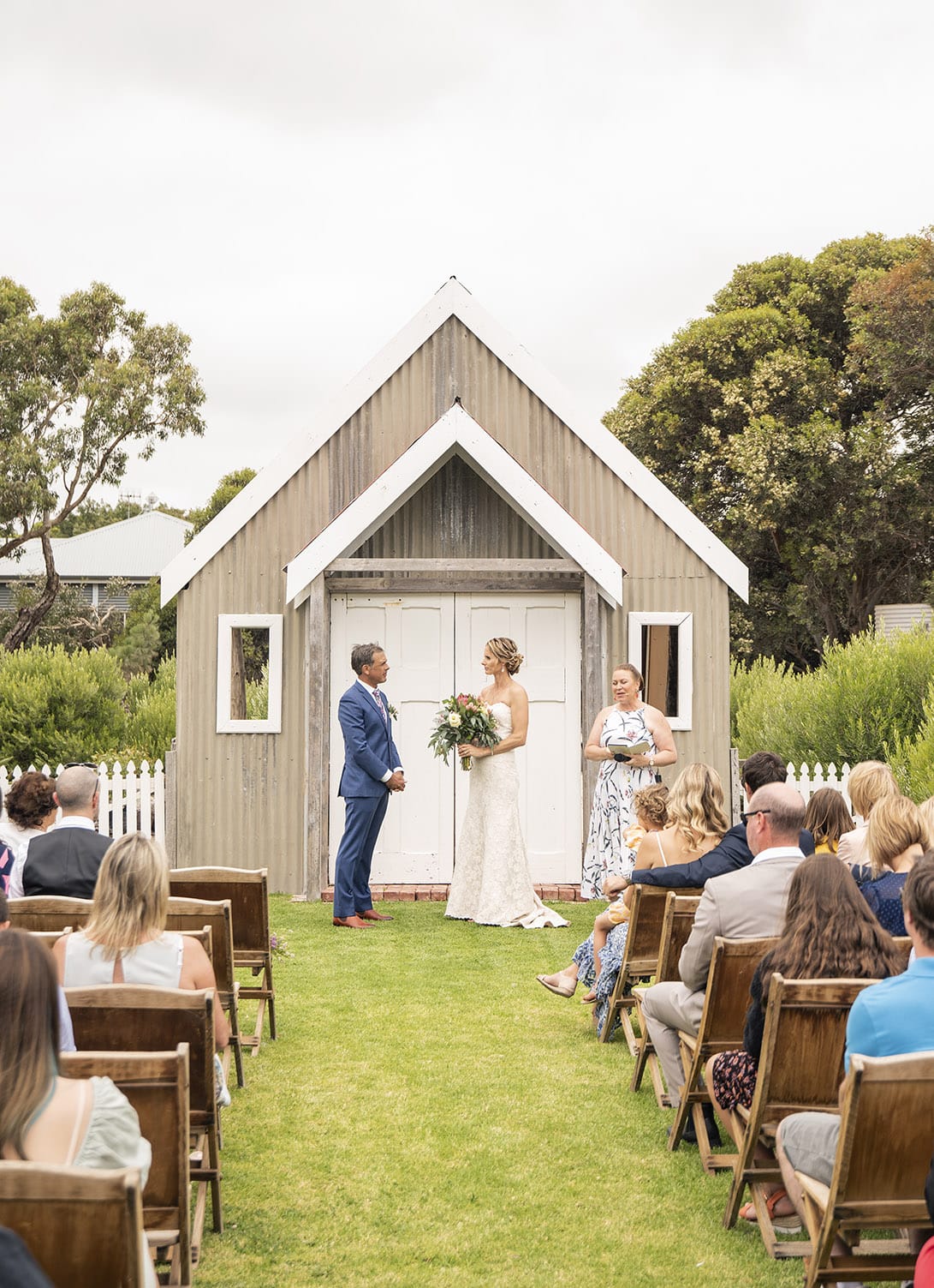 crabtree farm wedding - sarah & elten 14 Crabtree farm wedding chapel