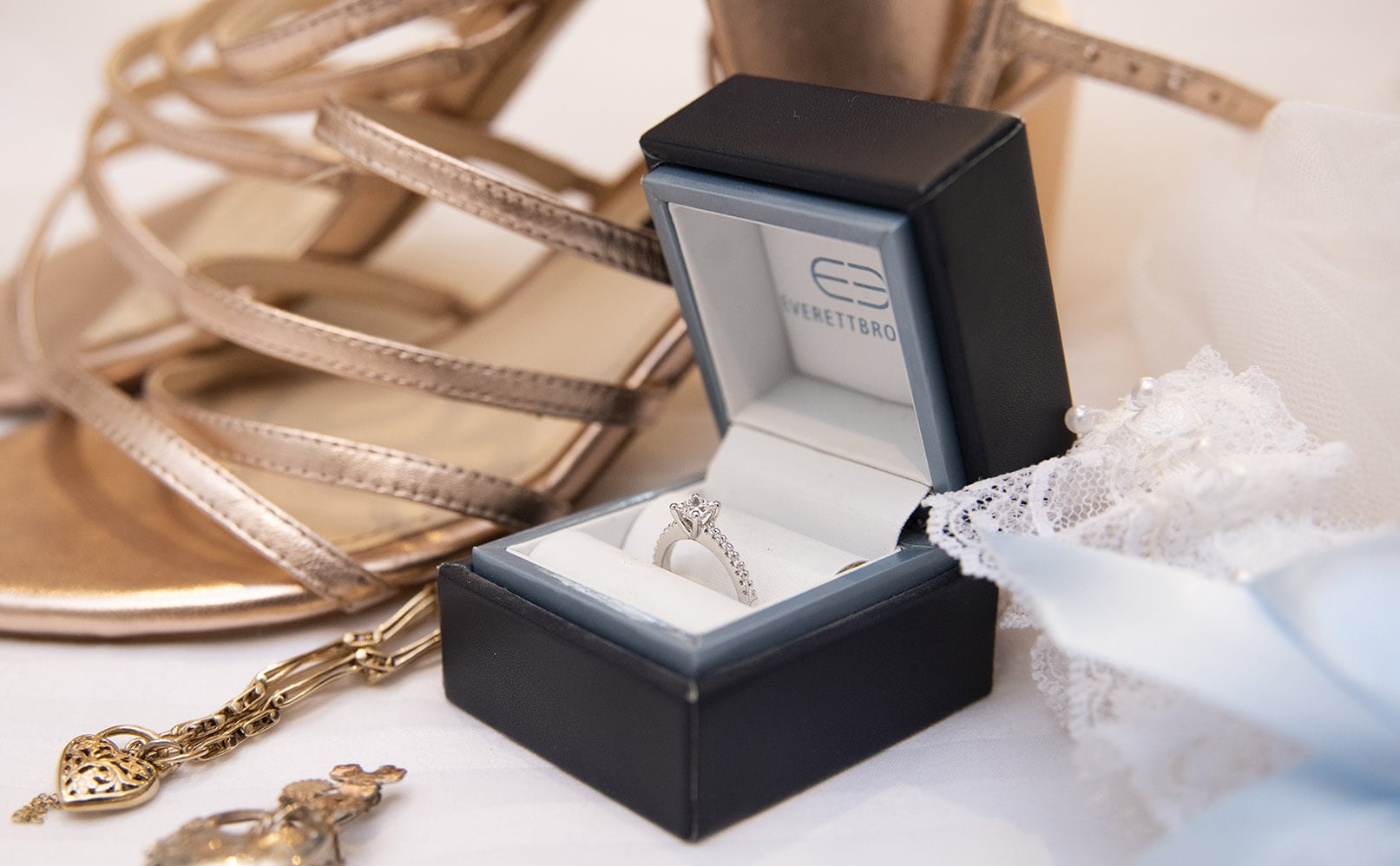 serafino wines wedding - claire & arron 21 Engagement ring in box