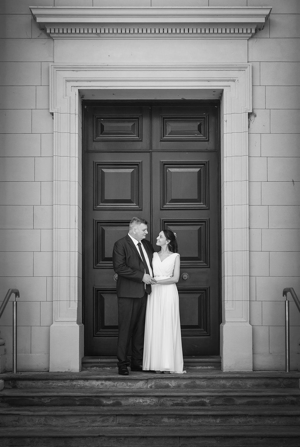 botanic park wedding - naz & peter 34 Museum of Economic Botany doorway wedding photo