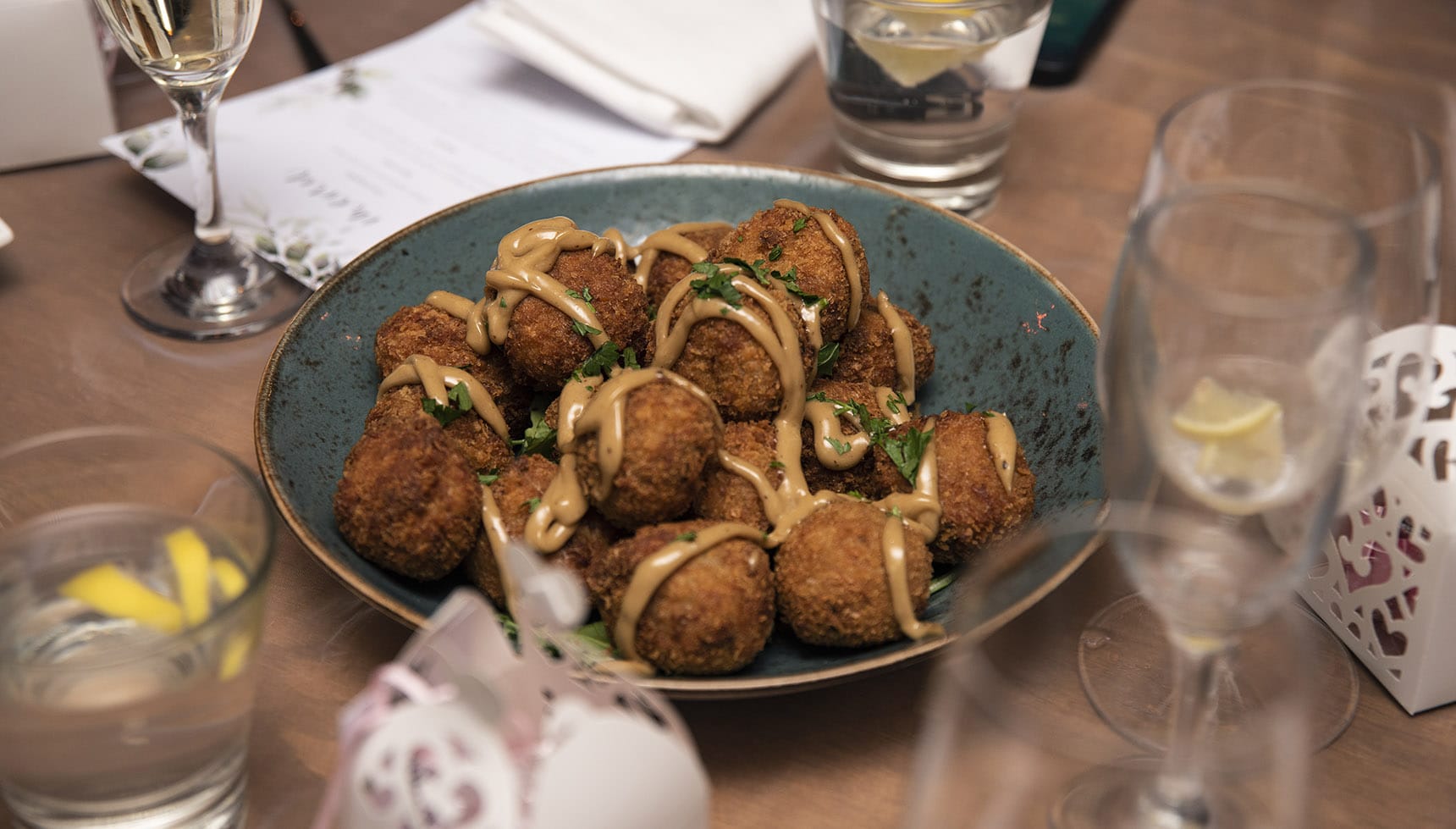 6 tips on preparing for your wedding photographs 10 Food on plate
