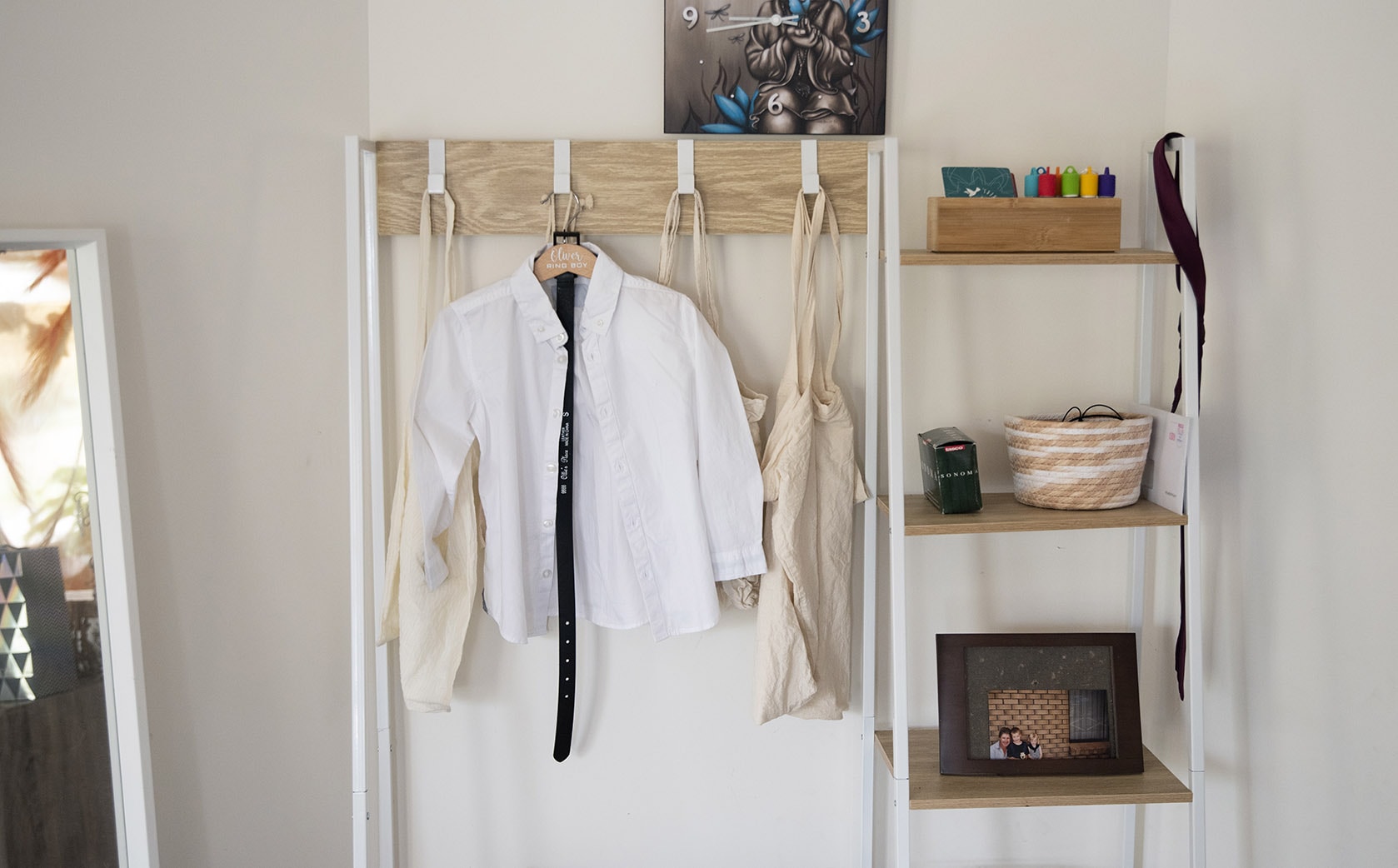 old oval estate wedding - suzie & jay 57 Young ones clothes lined out