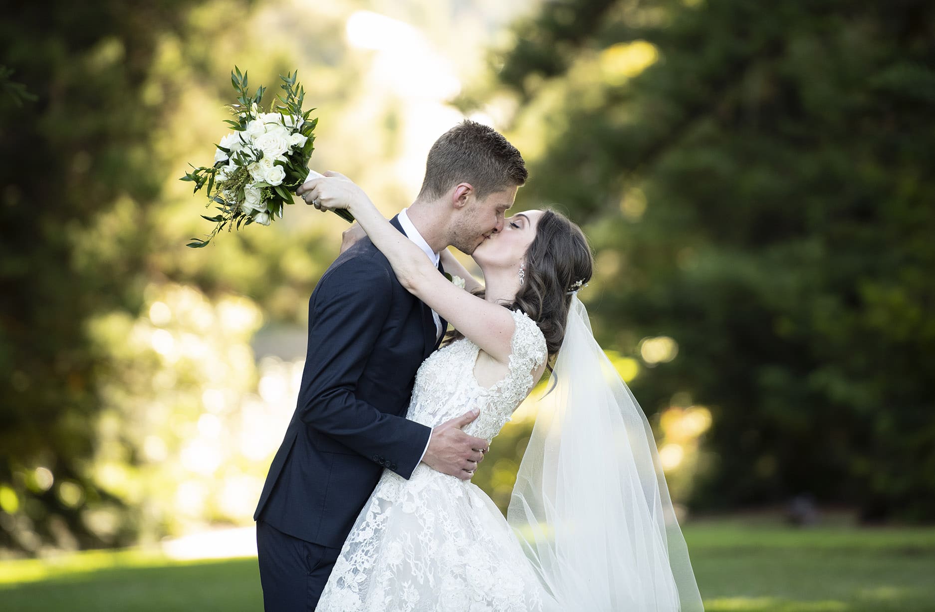 national wine center wedding - pat & kat 155 Passionate kiss in the Adelaide Botanic Gardens