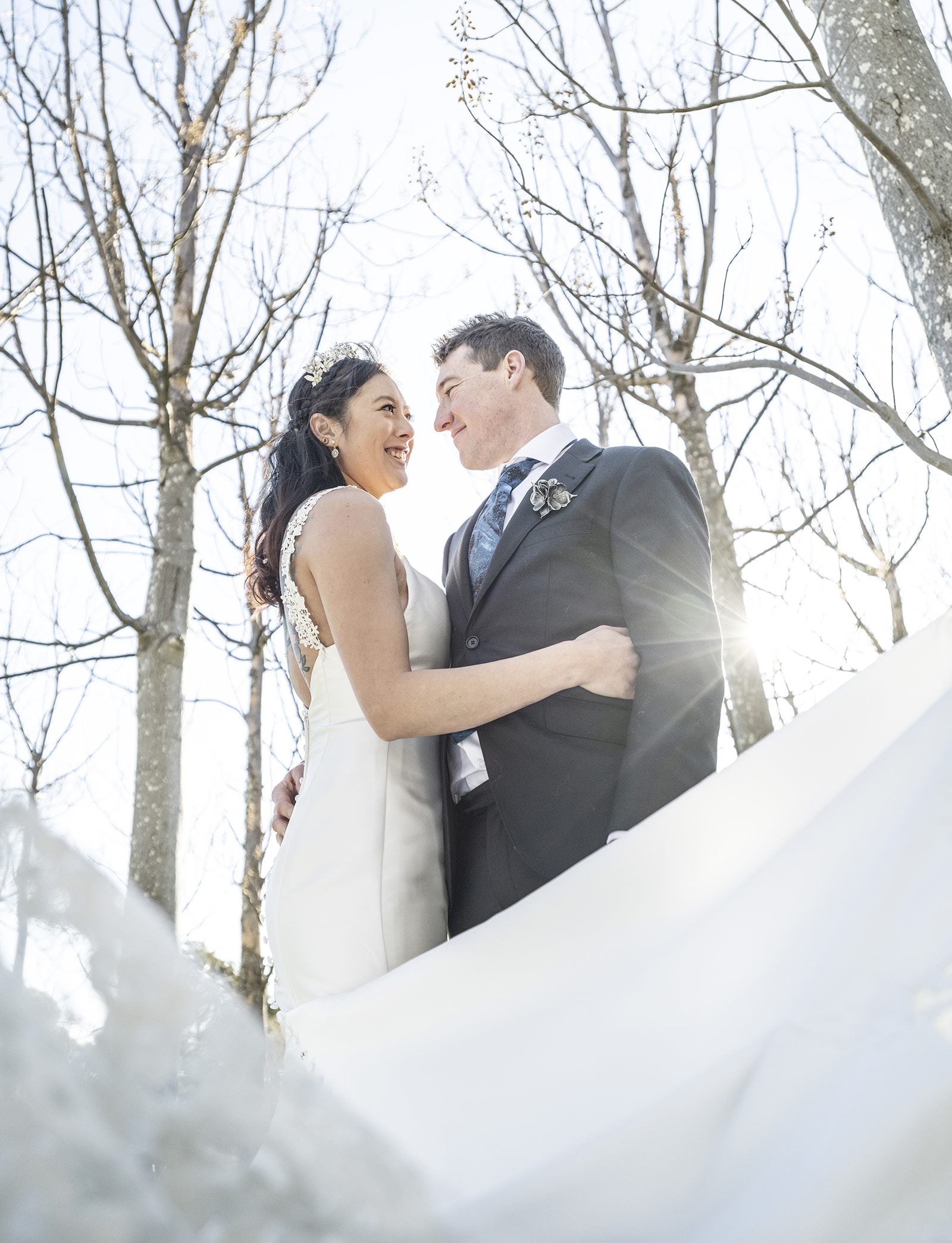 mount torrens hotel wedding - clare & craig 64 Bride and groom with sun peeking through
