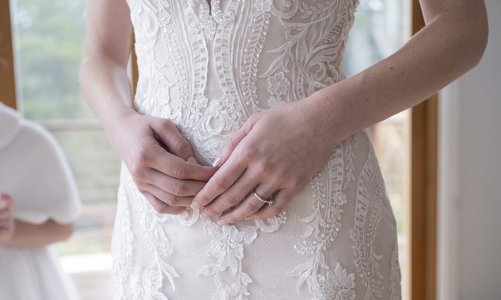mount lofty house wedding - katrina & lucas 21 Close up of bride hands