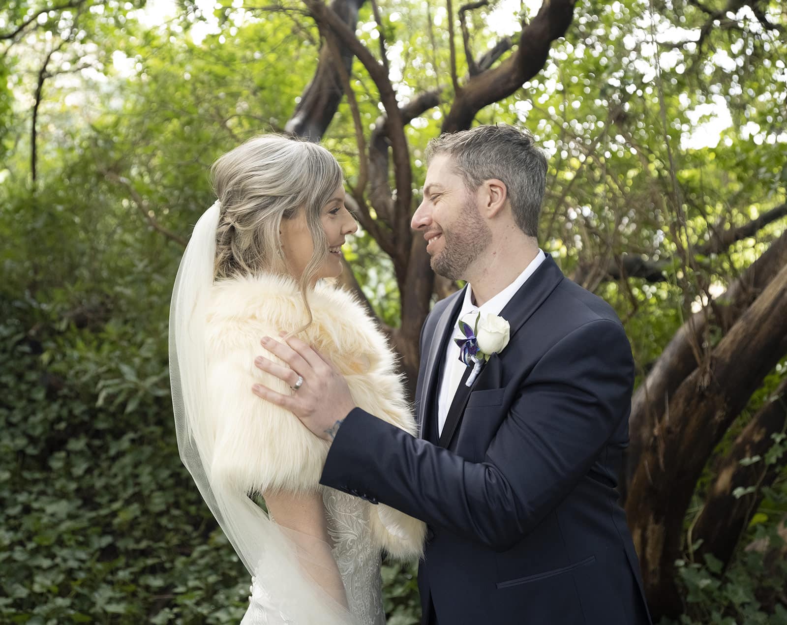 mount lofty house wedding - katrina & lucas 46 Sharing a giggle