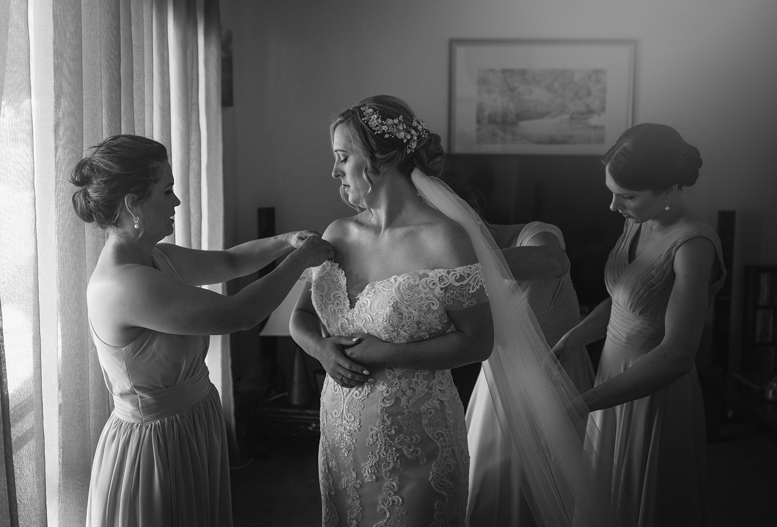 coriole wines wedding - marielle & brendan 14 Bride being Prepared black and white