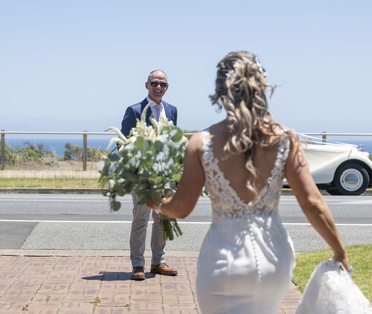 big easy radio wedding - leanne & evan 8 bride walking towards father