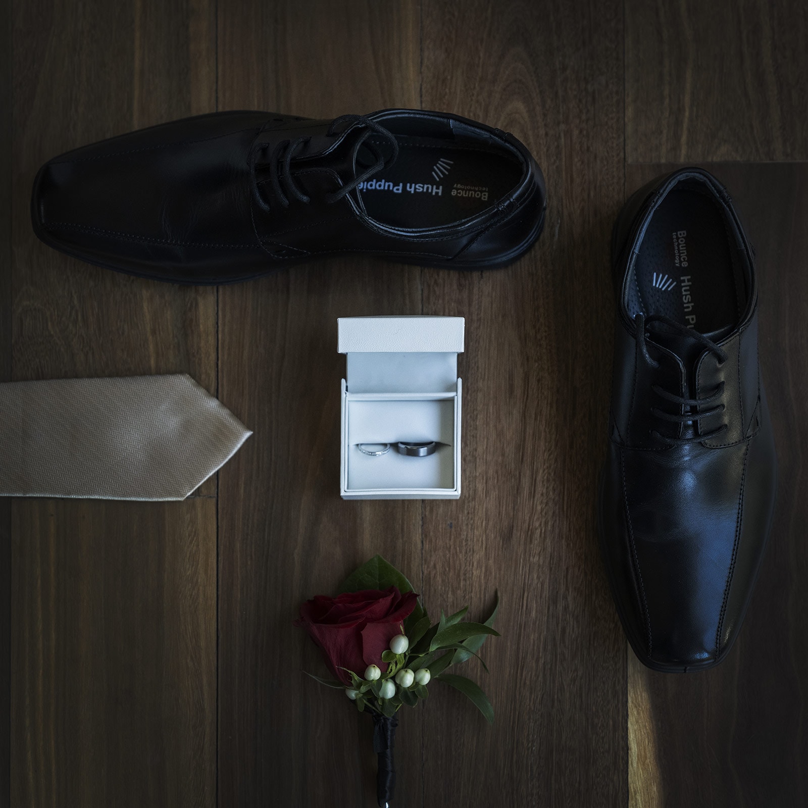 lake breeze wines wedding - cate & renato 2 Grooms affects together