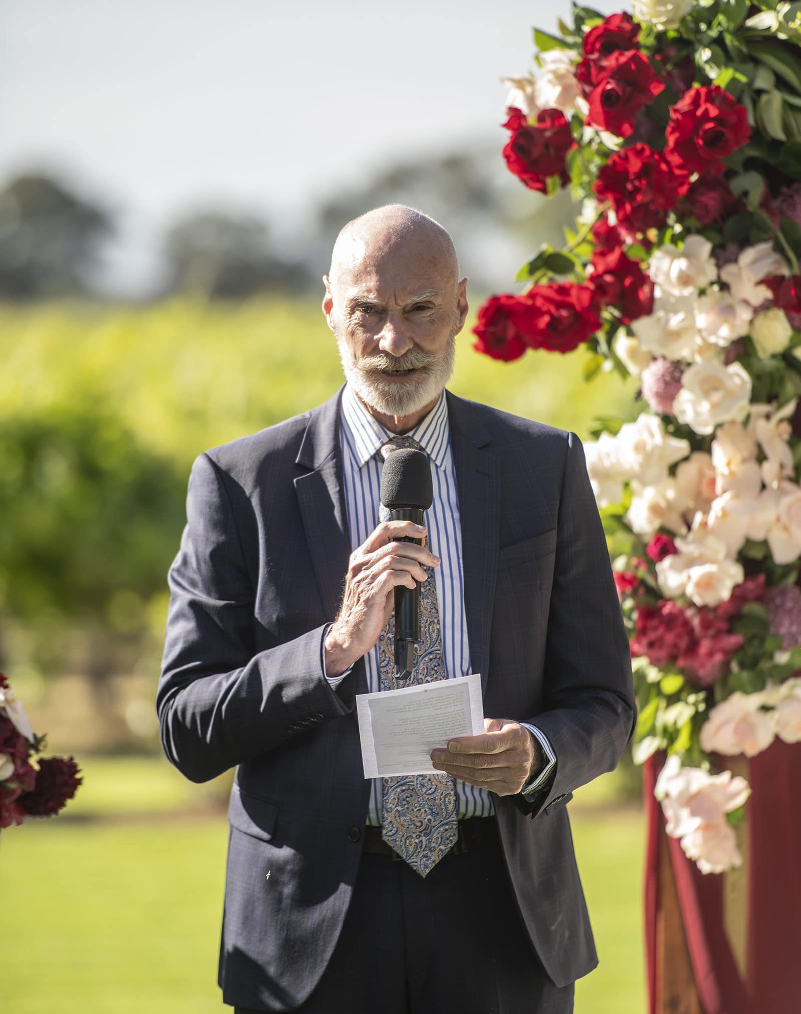 lake breeze wines wedding - cate & renato 34 Wedding speech giver