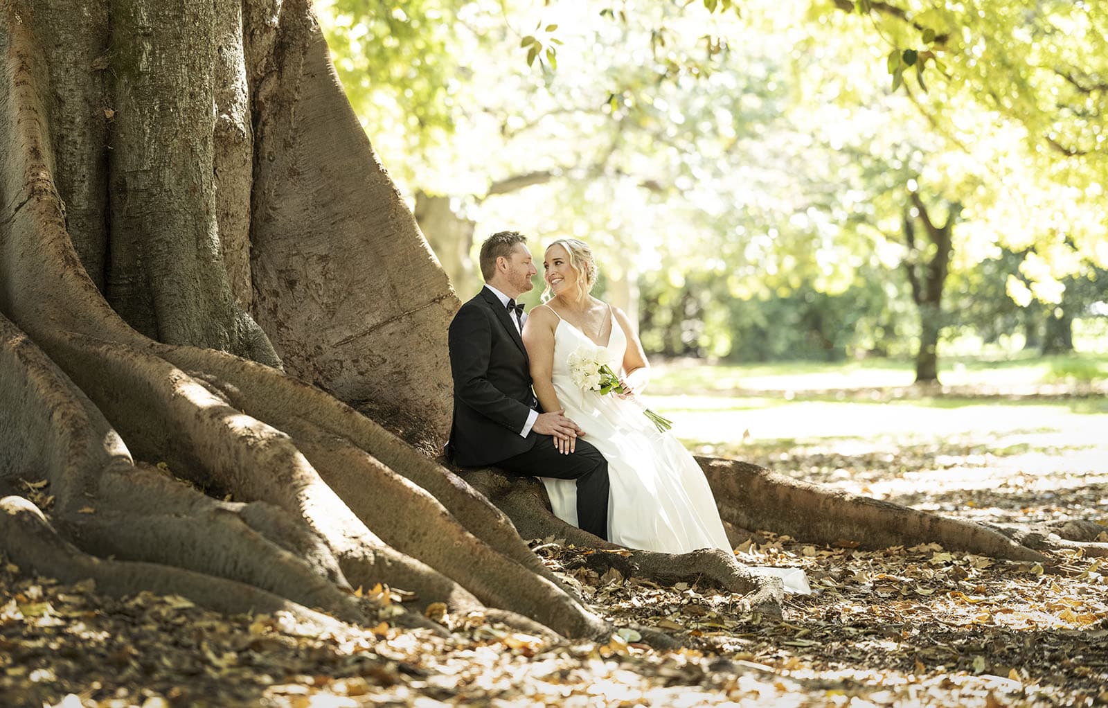 adelaide botanic gardens cycad collection wedding - joanne & blake 33 Bride and groom in Adelaide Botanic Park
