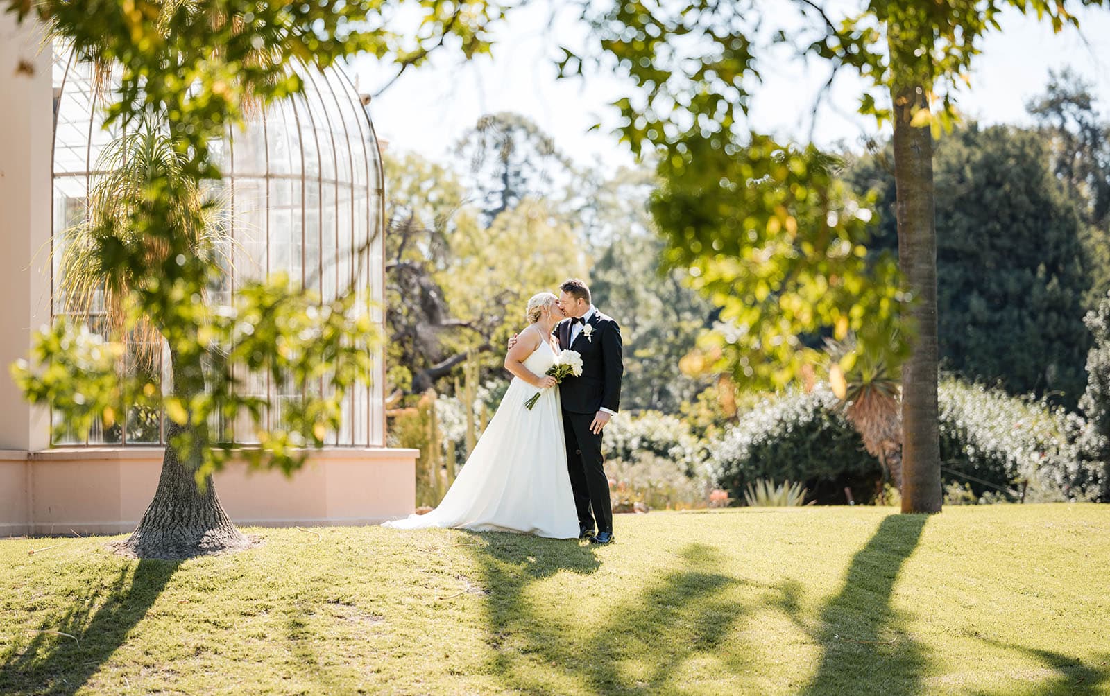 adelaide botanic gardens cycad collection wedding - joanne & blake 27 Bride and groom in the Adelaide Botanic Gardens