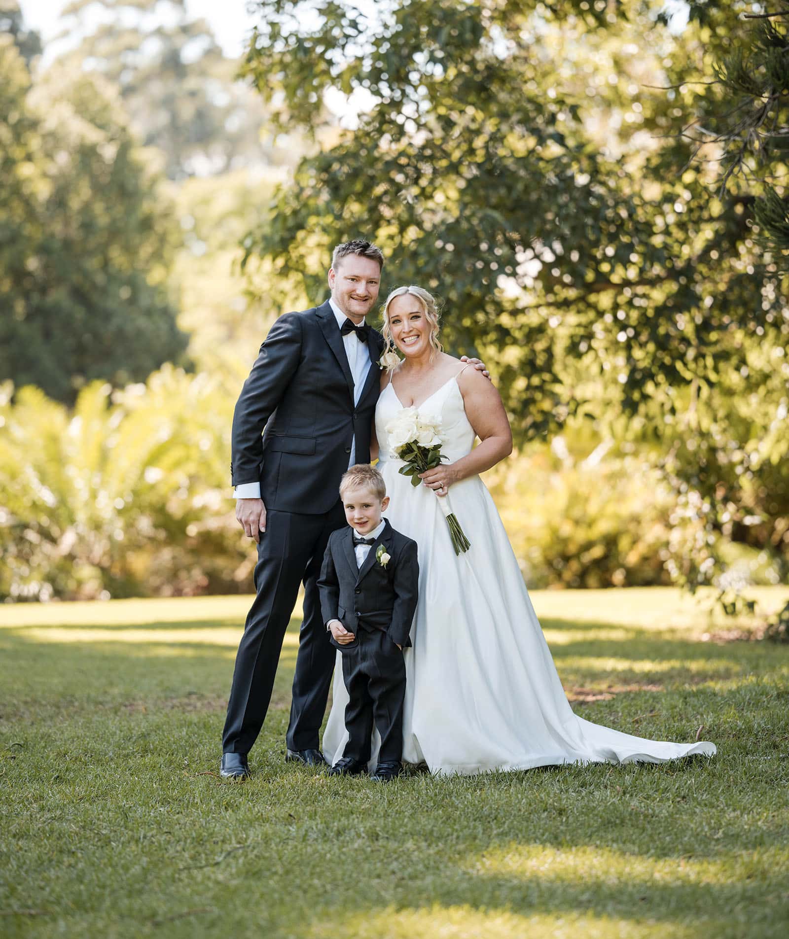 adelaide botanic gardens cycad collection wedding - joanne & blake 21 Newly married family