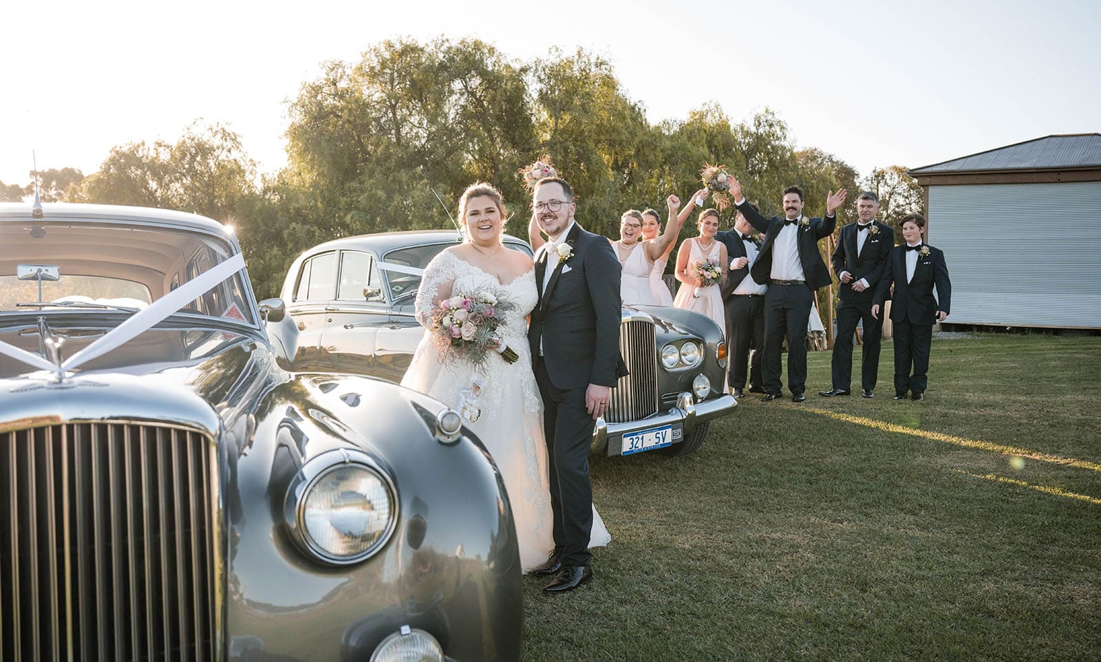 mclaren vale ekhidna wines wedding - kait & brayden 40 bride and groom with celebrating bridal party