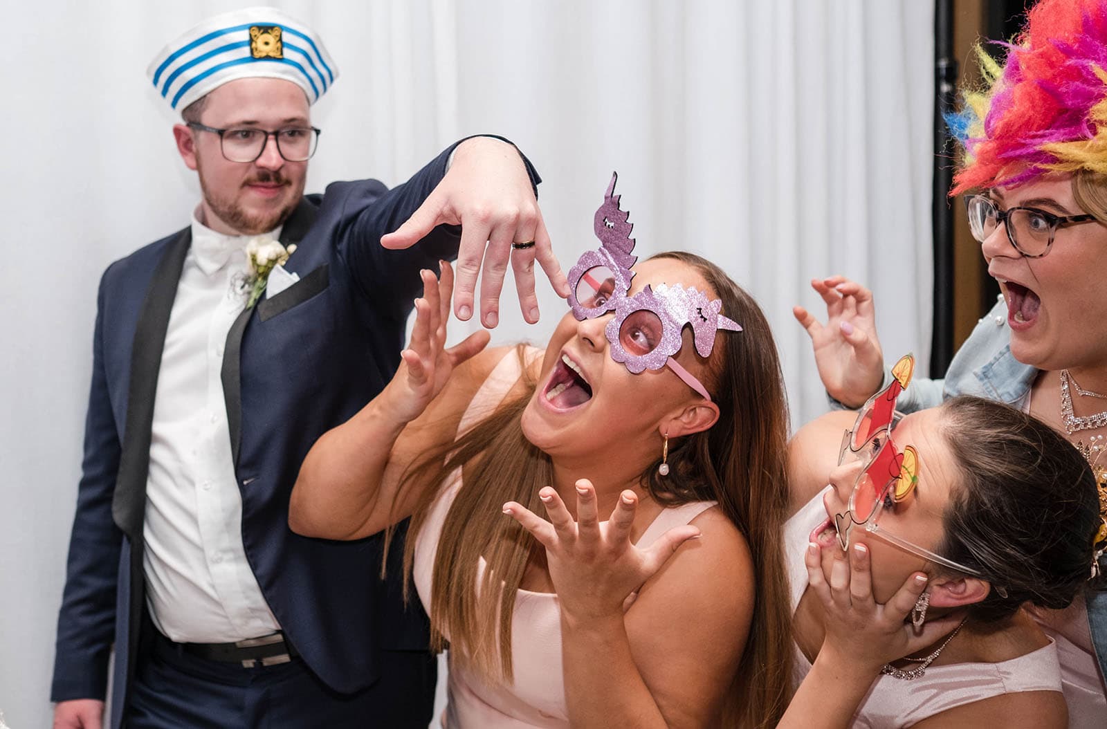 mclaren vale ekhidna wines wedding - kait & brayden 64 Ermergerd a ring!