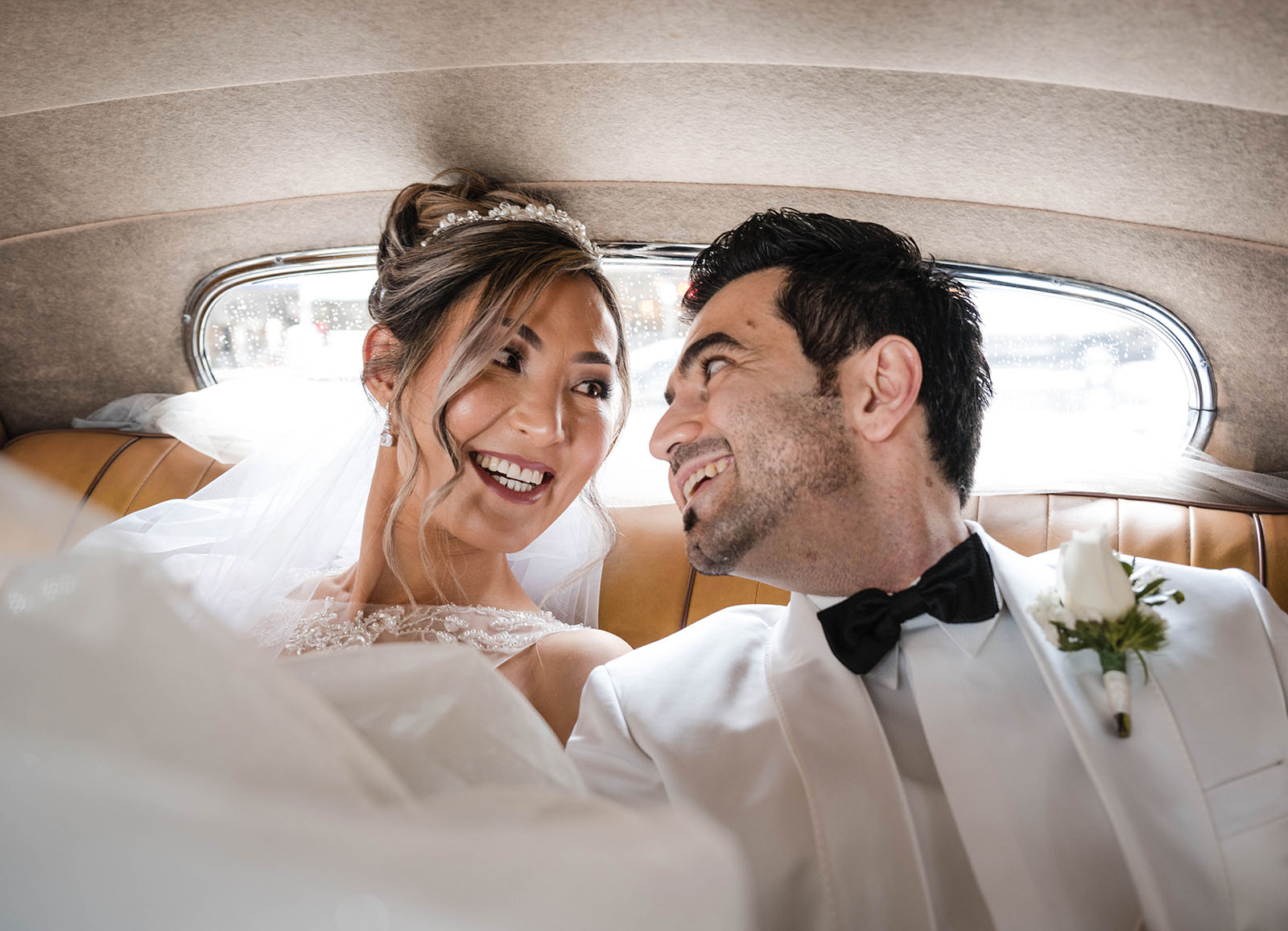 adelaide bridal photoshoot and reception - emre & sara 20 bride and groom inside bridal car
