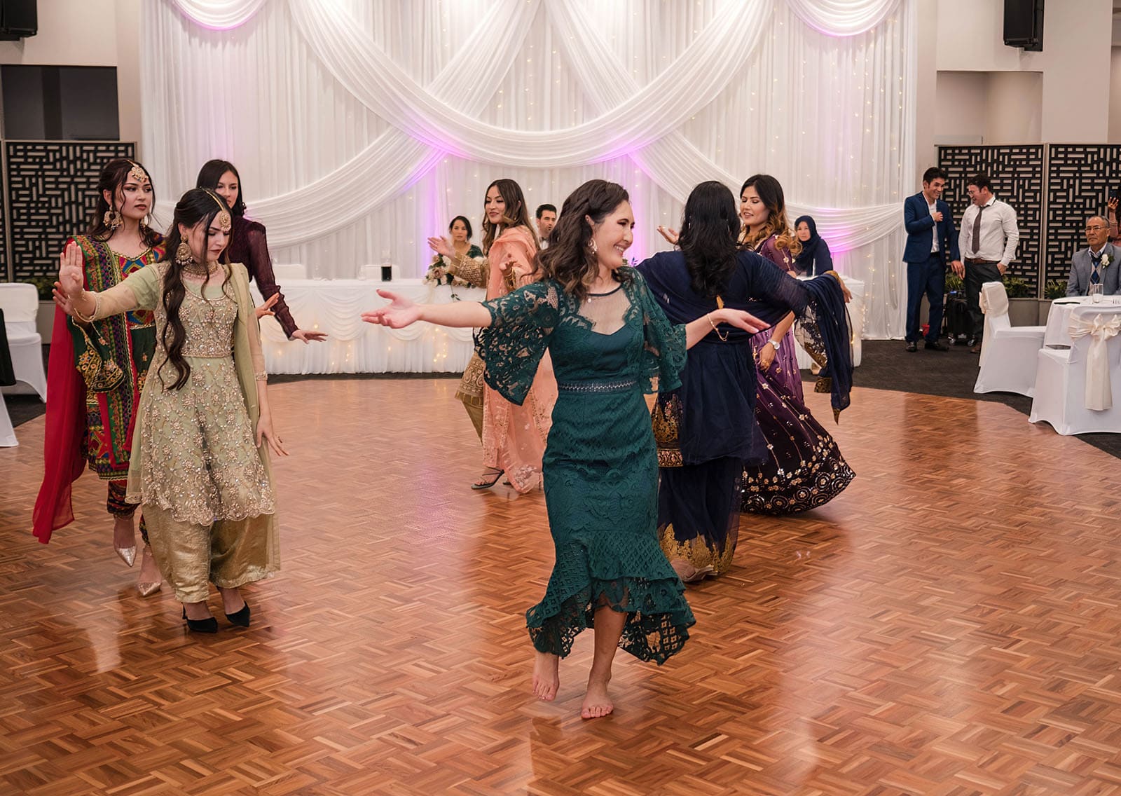 adelaide bridal photoshoot and reception - emre & sara 57 Dancing guests