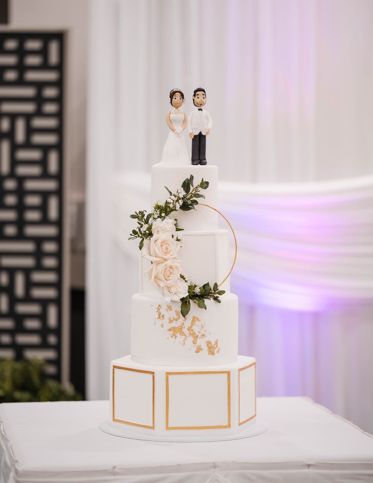adelaide bridal photoshoot and reception - emre & sara 50 White wedding cake