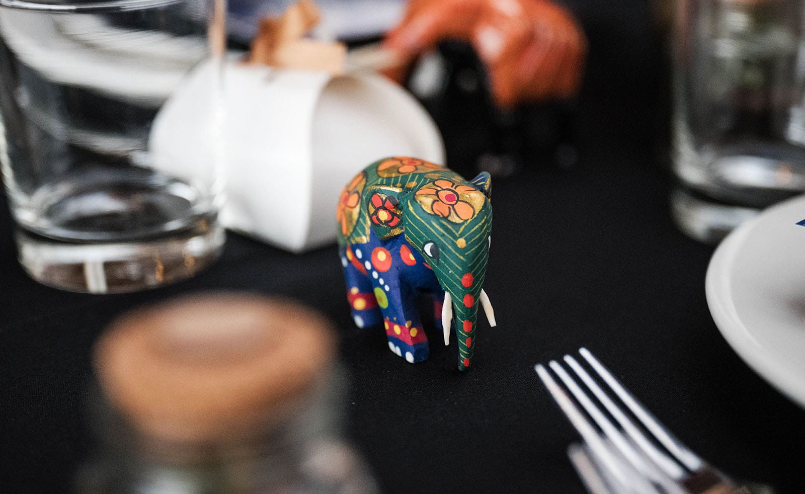 ekhidna winery wedding - chami & bryce 69 Elephant model