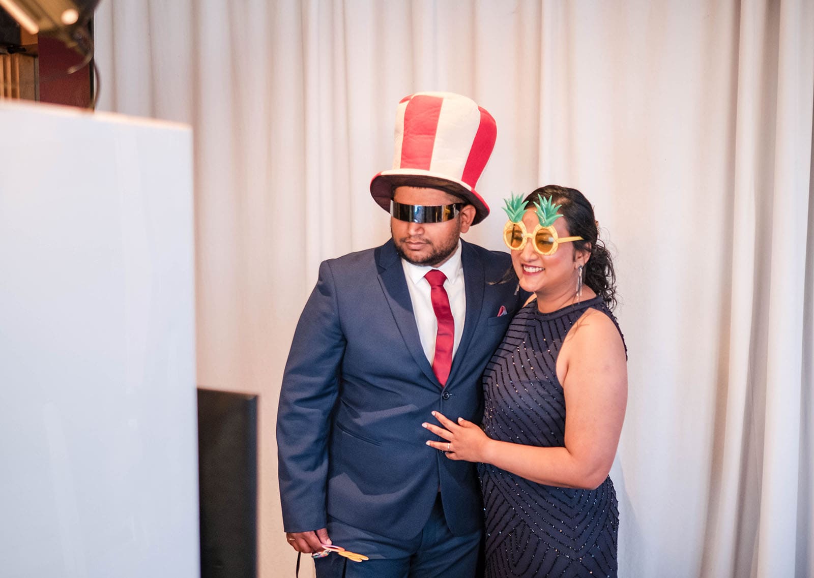 ekhidna winery wedding - chami & bryce 64 Guests unsing photobooth
