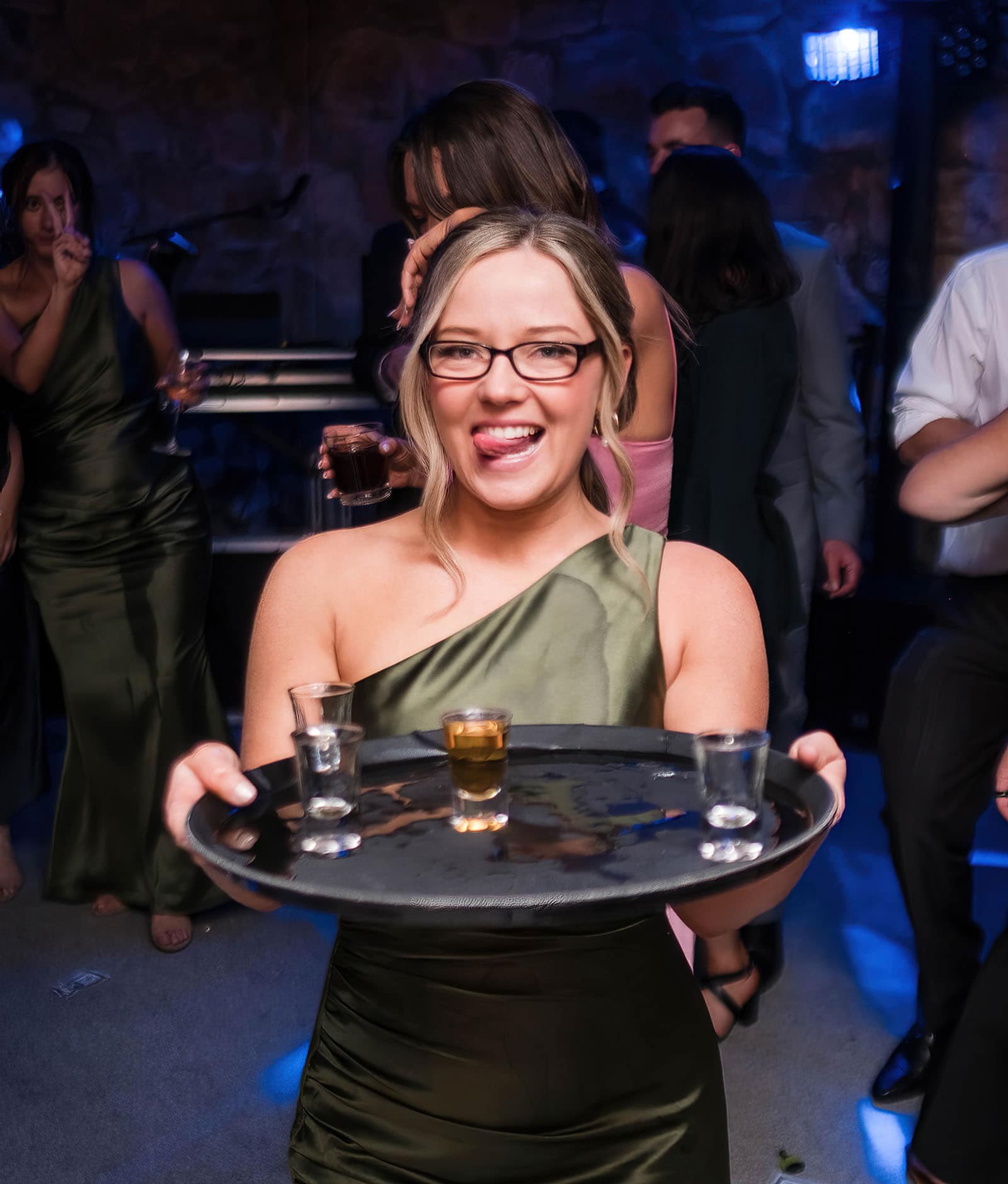the manor basket range wedding - cassie & danny 89 Bridesmaid with shots