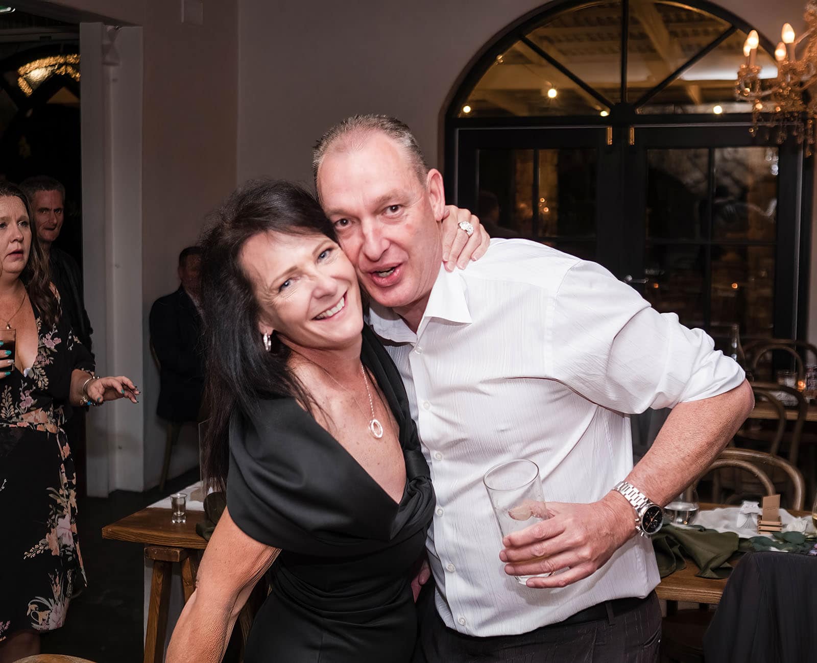 the manor basket range wedding - cassie & danny 86 Guests having fun at reception