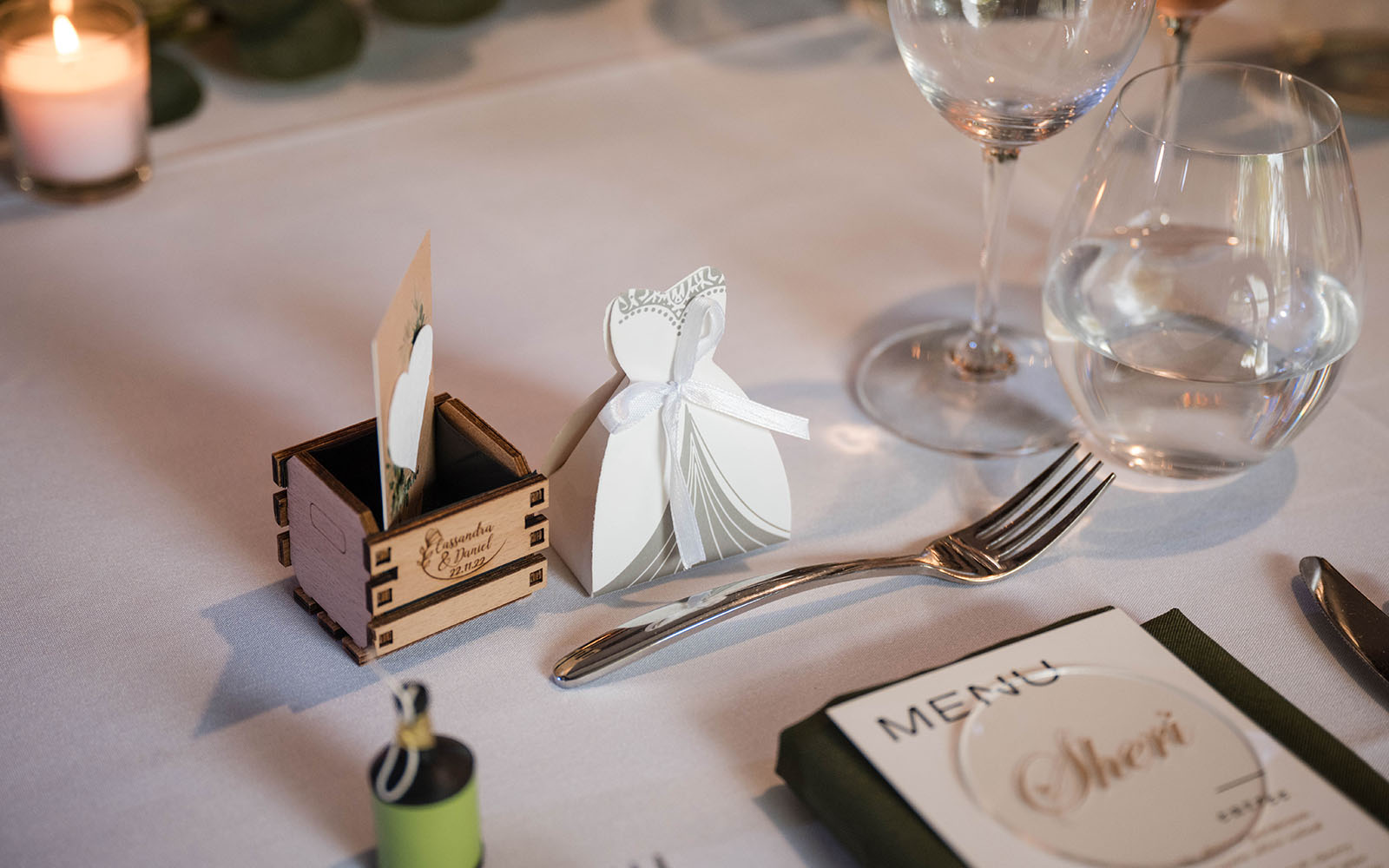 the manor basket range wedding - cassie & danny 74 Wedding Favours dress