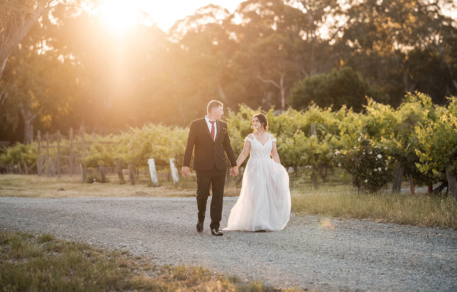 big list of mclaren vale wedding venues 22 Woodstock winery wedding photo