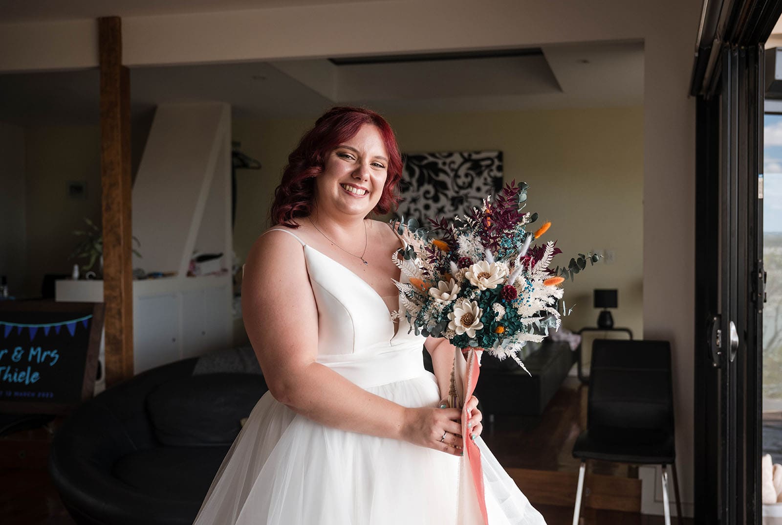 riverland wine centre wedding - lisa & mitch 173 Bride holding bouquet