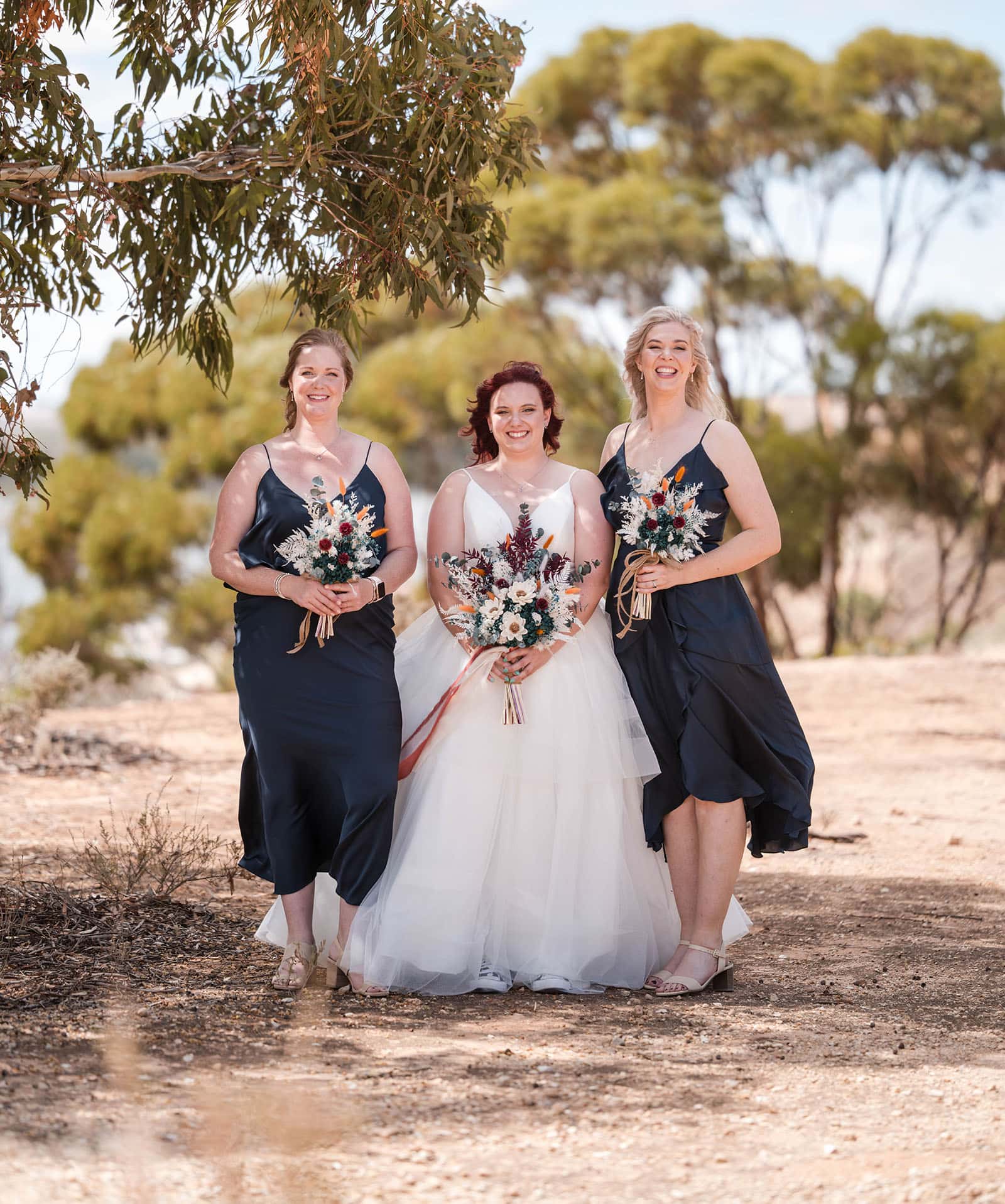 riverland wine centre wedding - lisa & mitch 178 Bride with bridesmaids