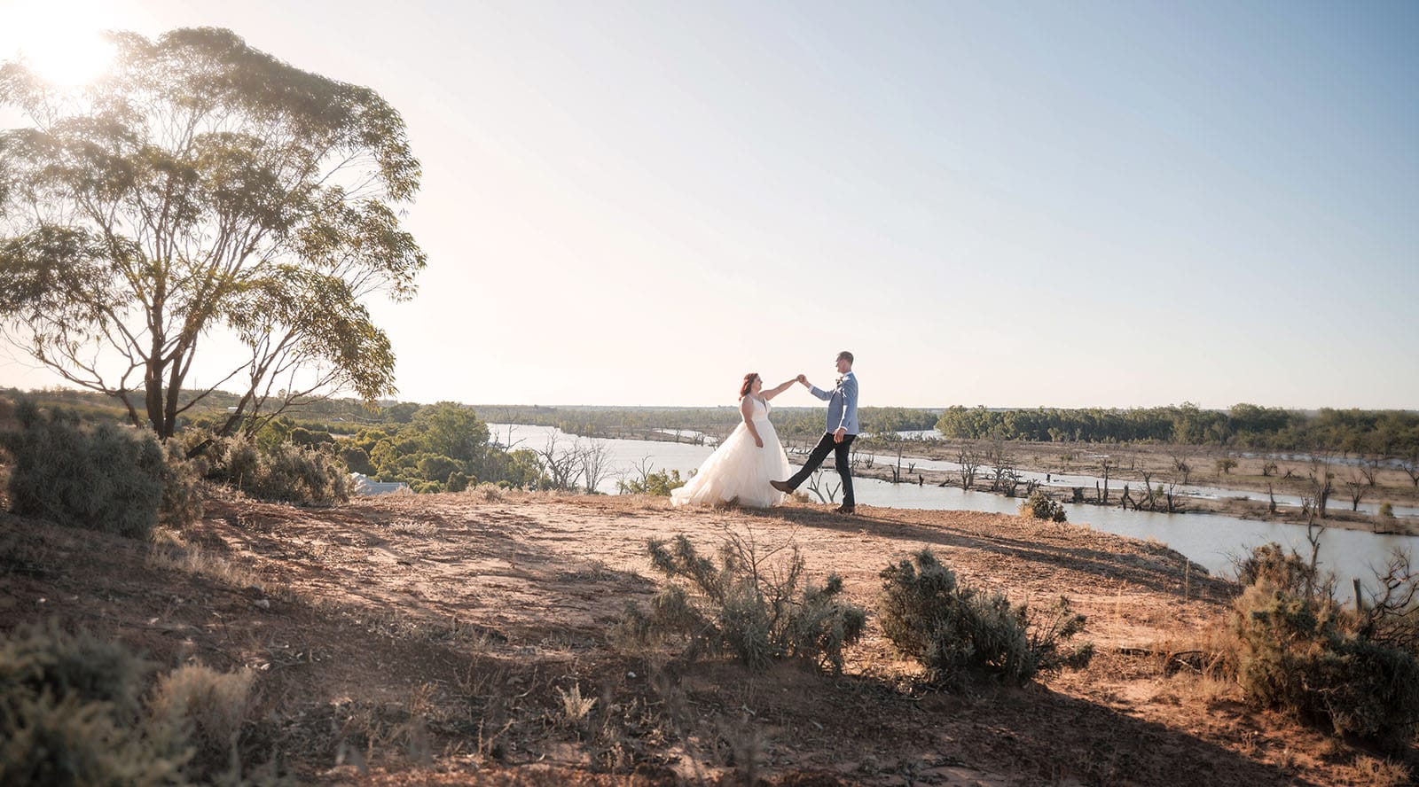 riverland wine centre wedding - lisa & mitch 201 Dancing together a top River Murray Cliff