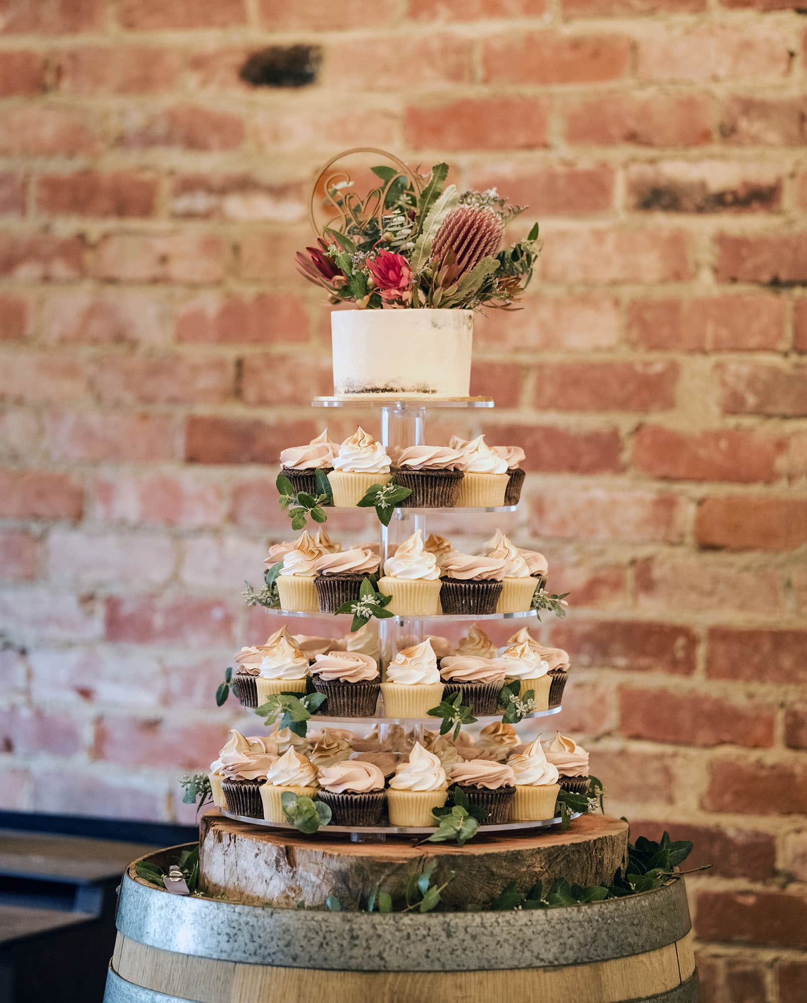 white hill estate wedding - catherine & sean 321 Cup cake wedding cake