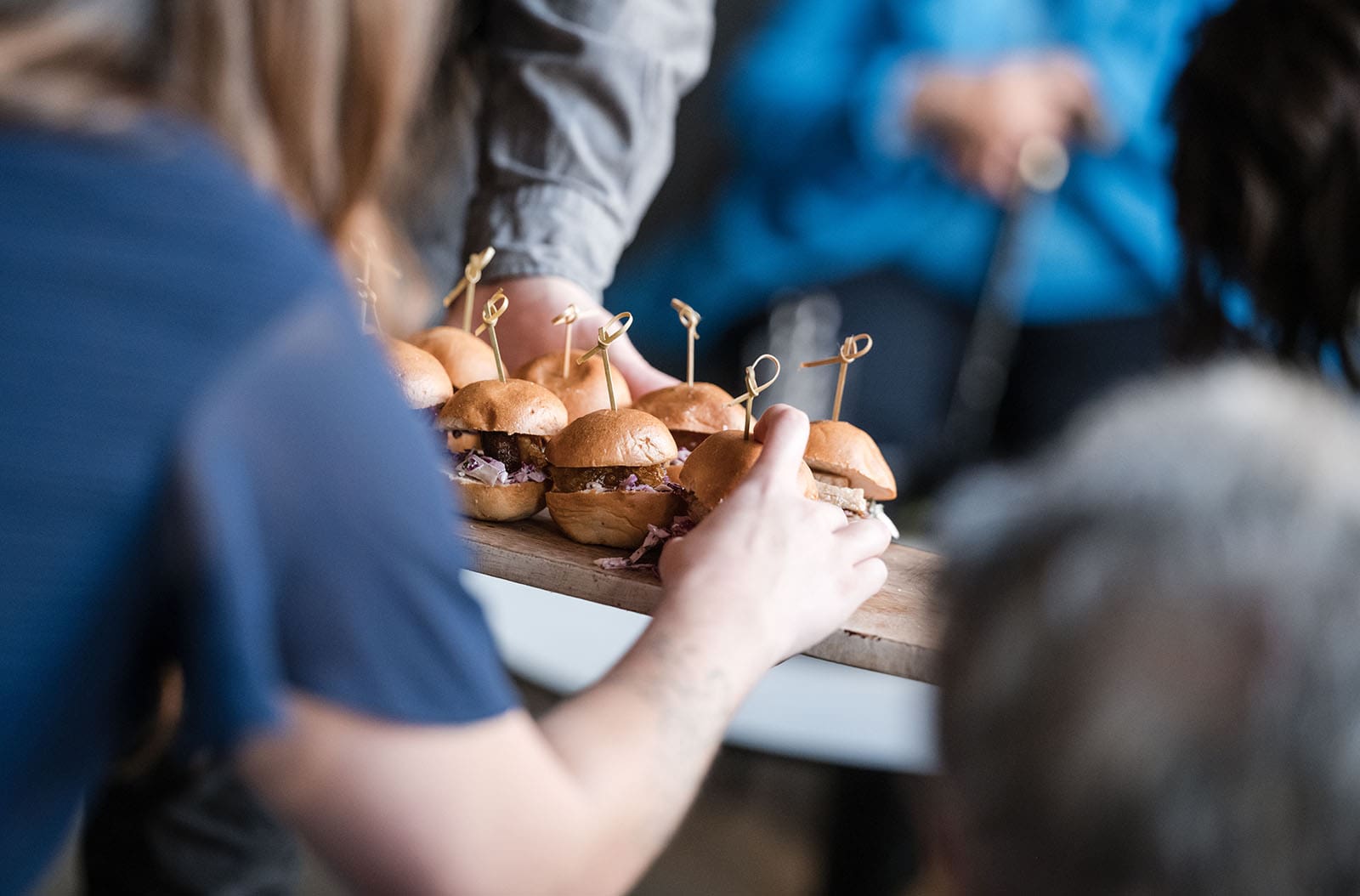northern palm garden wedding - nicole & daryl 140 Sliders being served at wedding reception