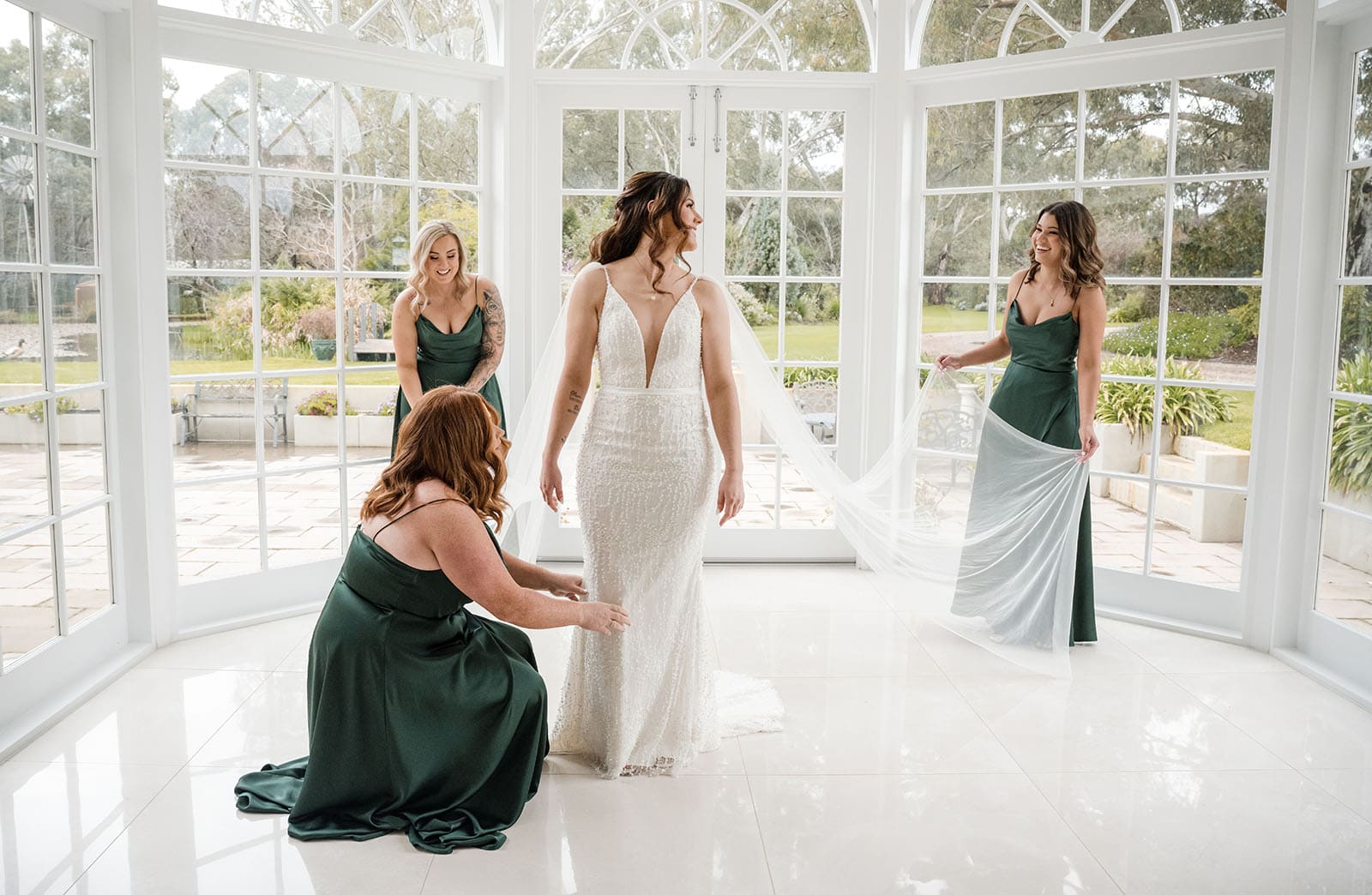 the house on haines wedding - emily & andrew 189 Bride and bridesmaids getting ready