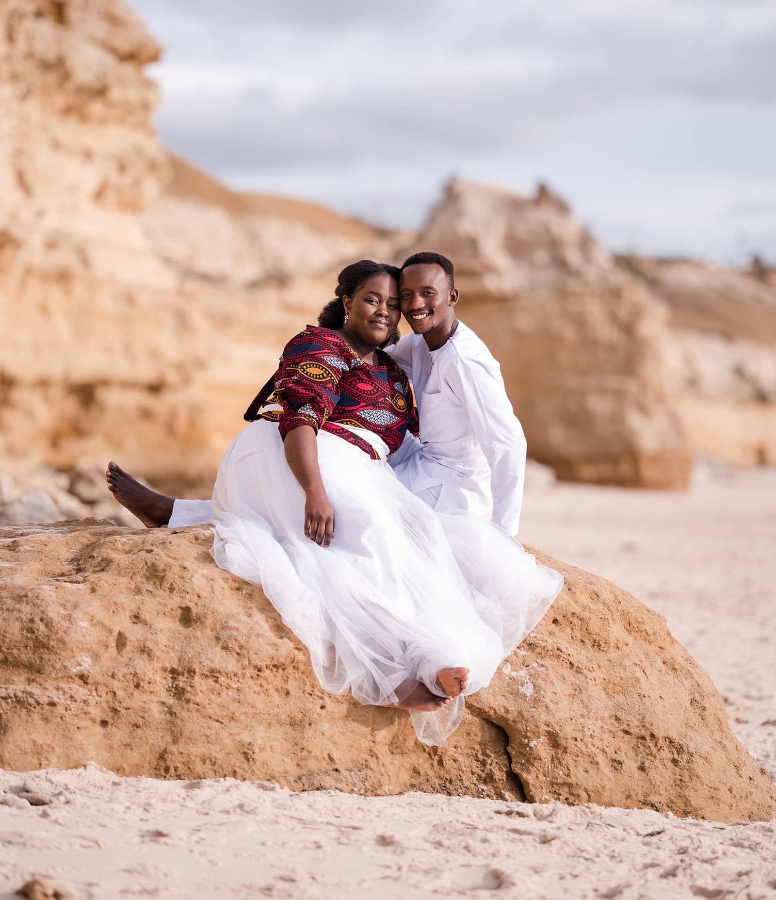 pt willunga renewal of vows - lauryn & calvin 256 Sitting on rocks portrait