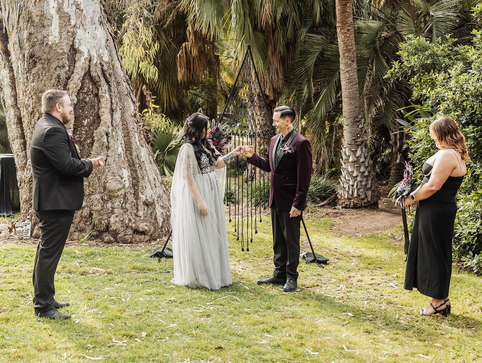 palm house gardens wedding - ayla & drew 153 Bridal first bump