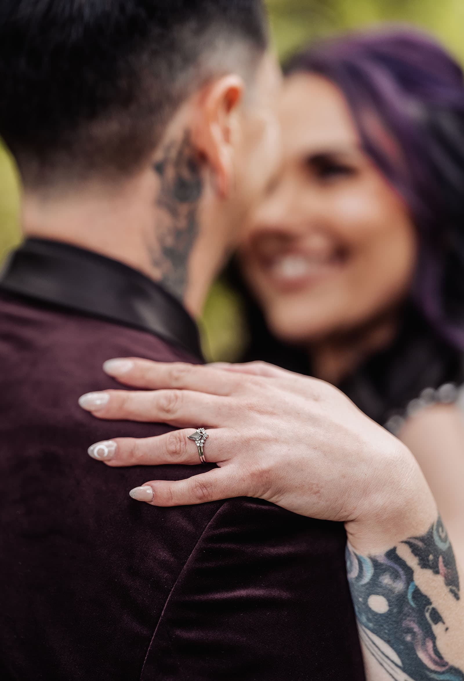 palm house gardens wedding - ayla & drew 181 Close up of engagement ring on finger