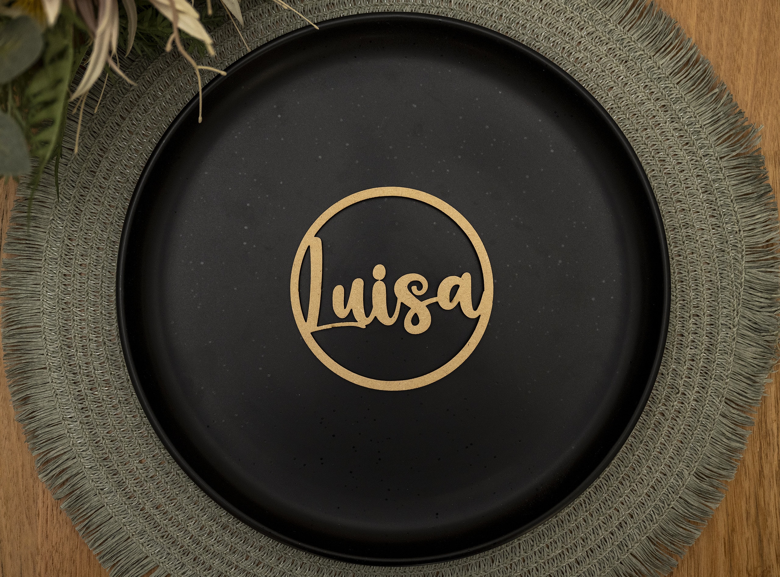 circle laser cut place names - personalized table decor 3 Circle Laser Cut Place Names - Personalized Table Decor 2