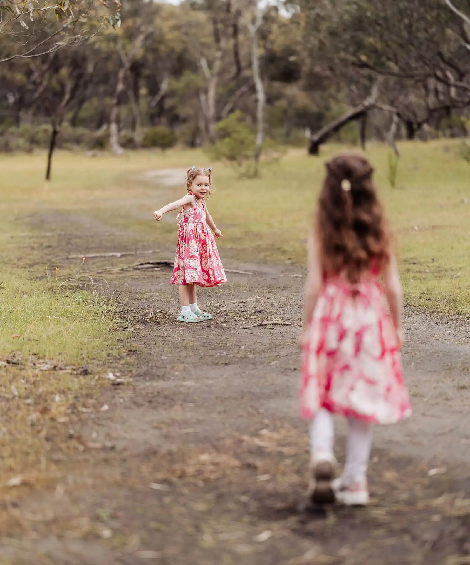 happy valley reservoir family photoshoot 5 Girls walking on a scenic forest trail.