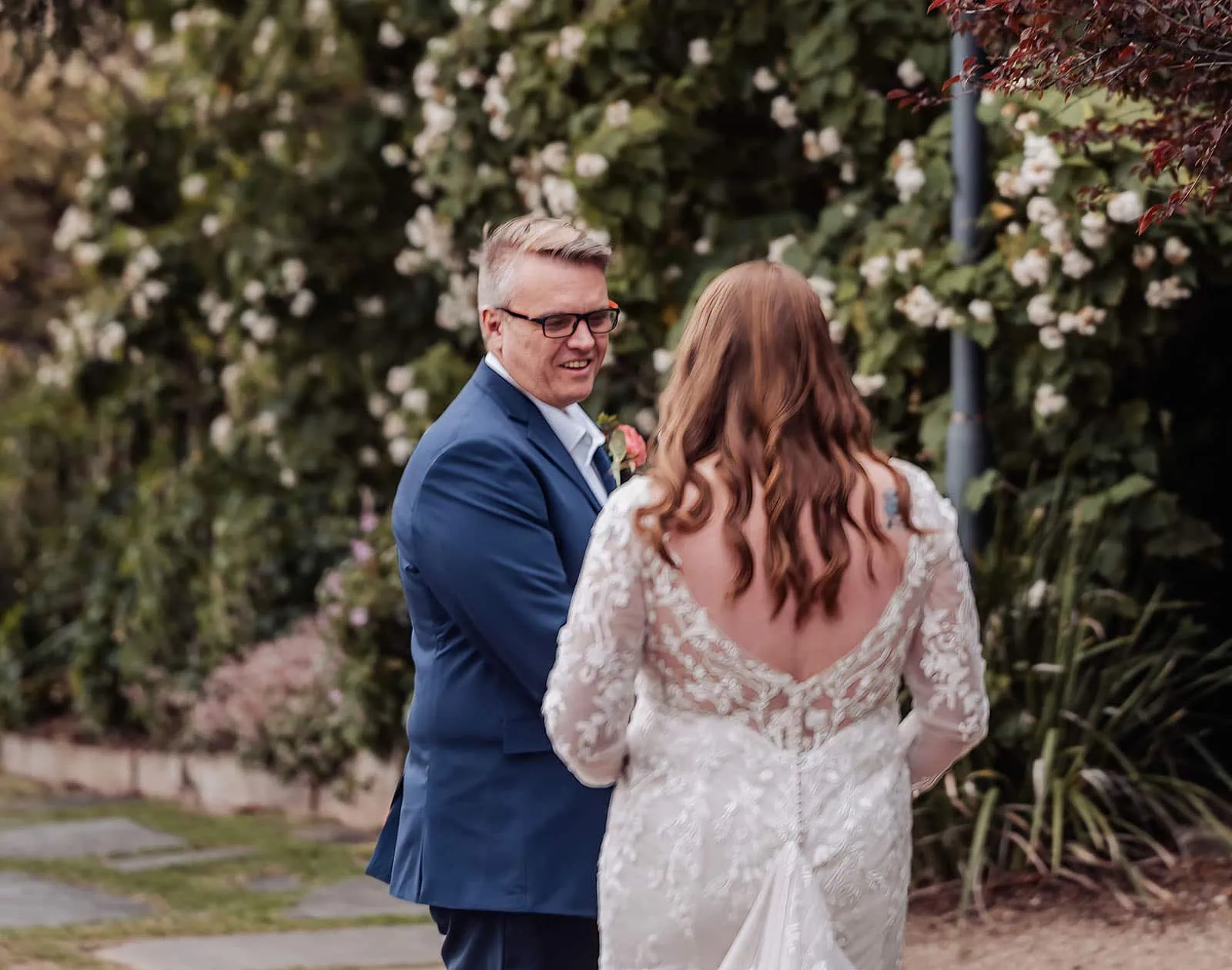 carrick hill wedding - jo & david 276 Bride and groom celebrate their outdoor wedding in scenic nature setting.