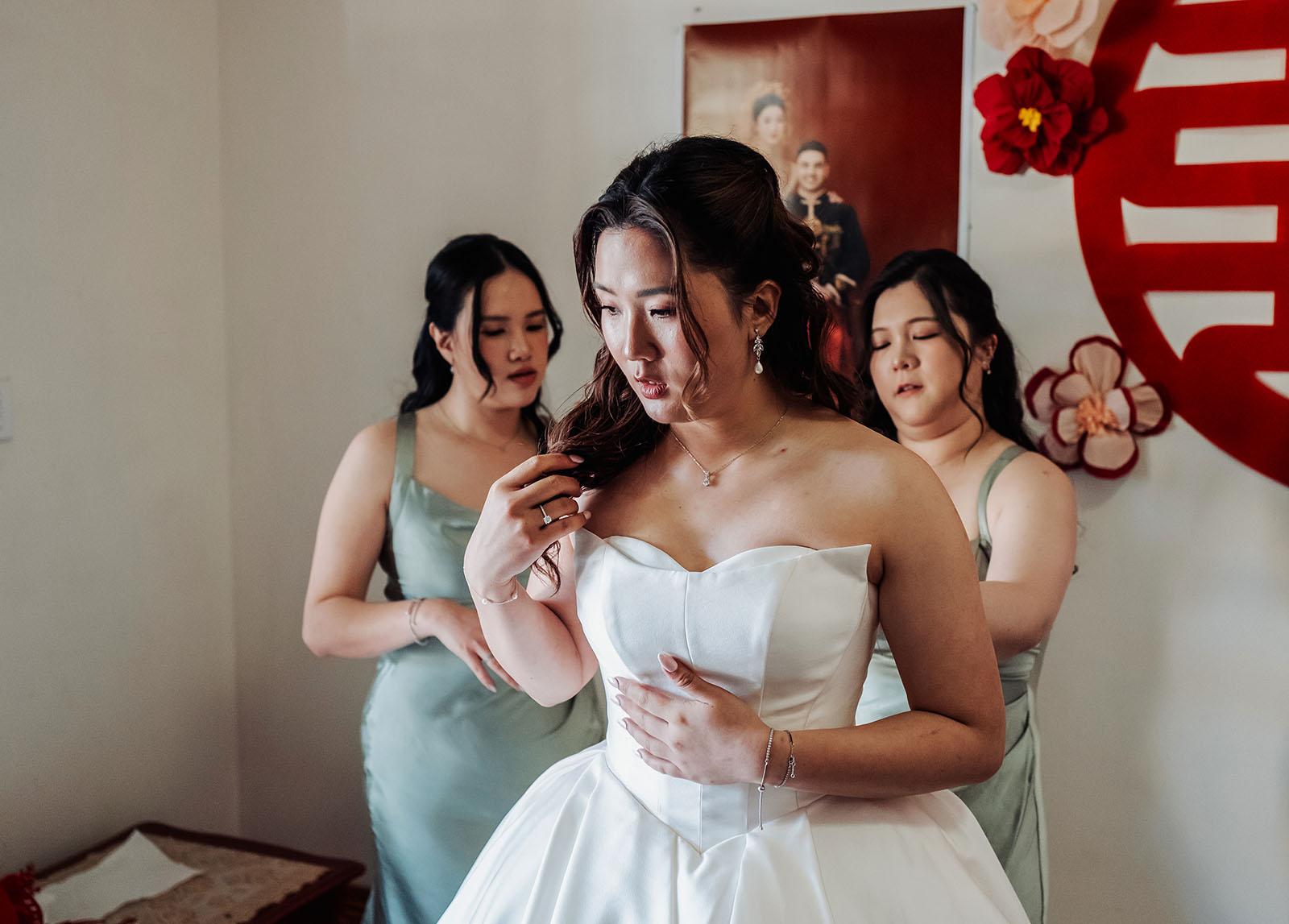 sunnybrae rose garden wedding - celina & anuj 9 Bride getting ready for her wedding ceremony with elegant bridal accessories.