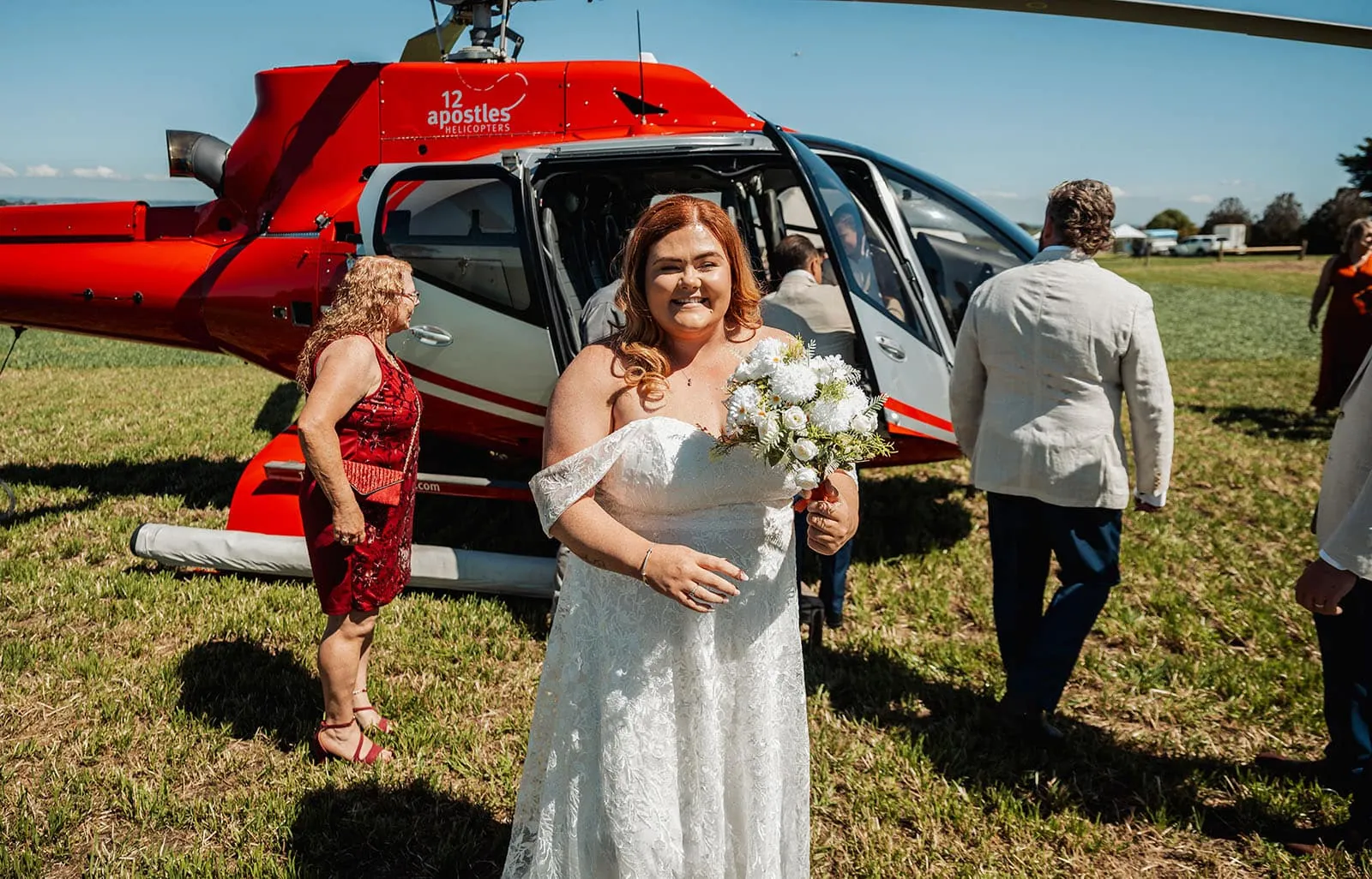 country victoria wedding in corrunnun – rachelle & anthony 314 Bride arrives in helicopter for wedding ceremony in stunning entrance.